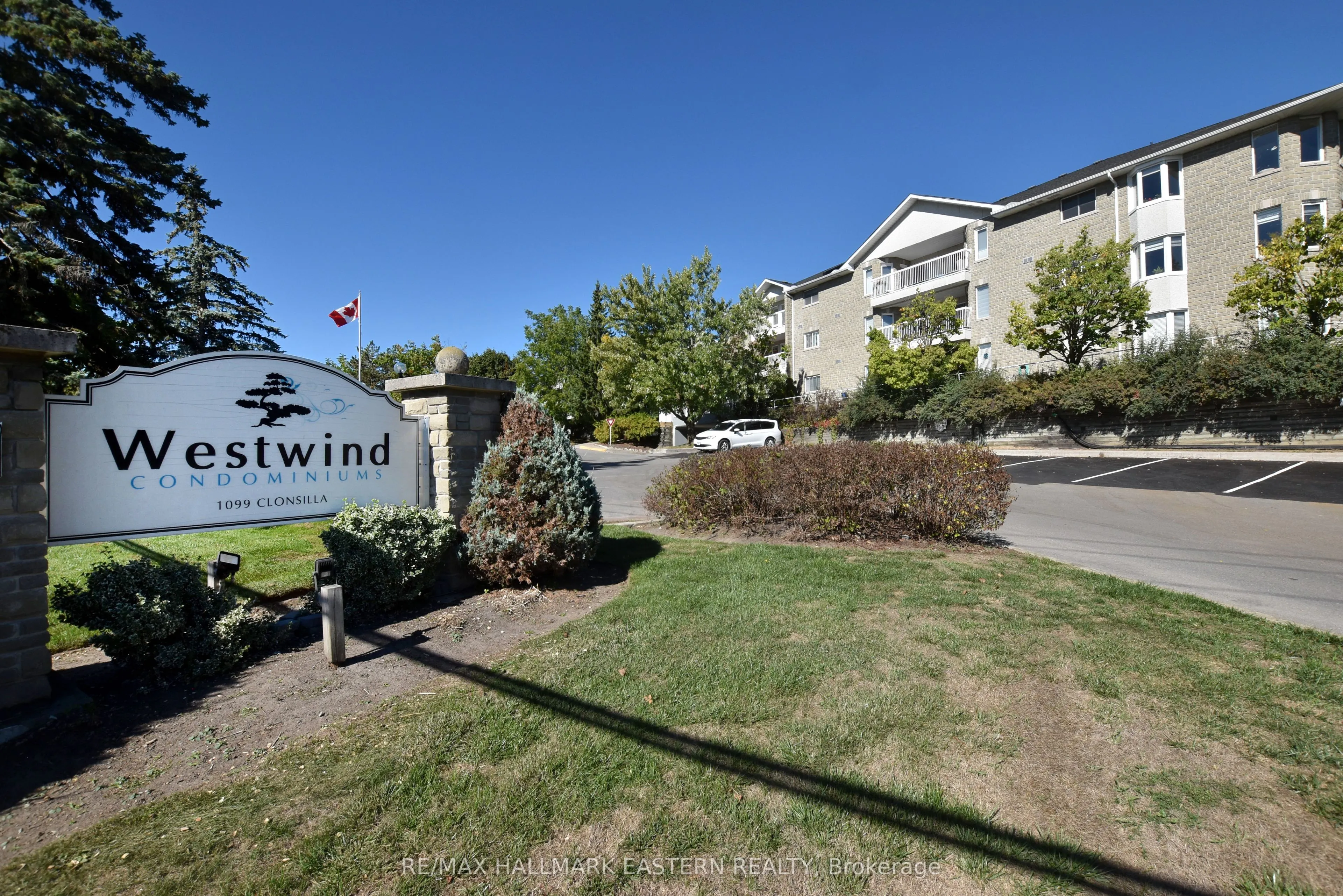 1099 Clonsilla Avenue, #316A