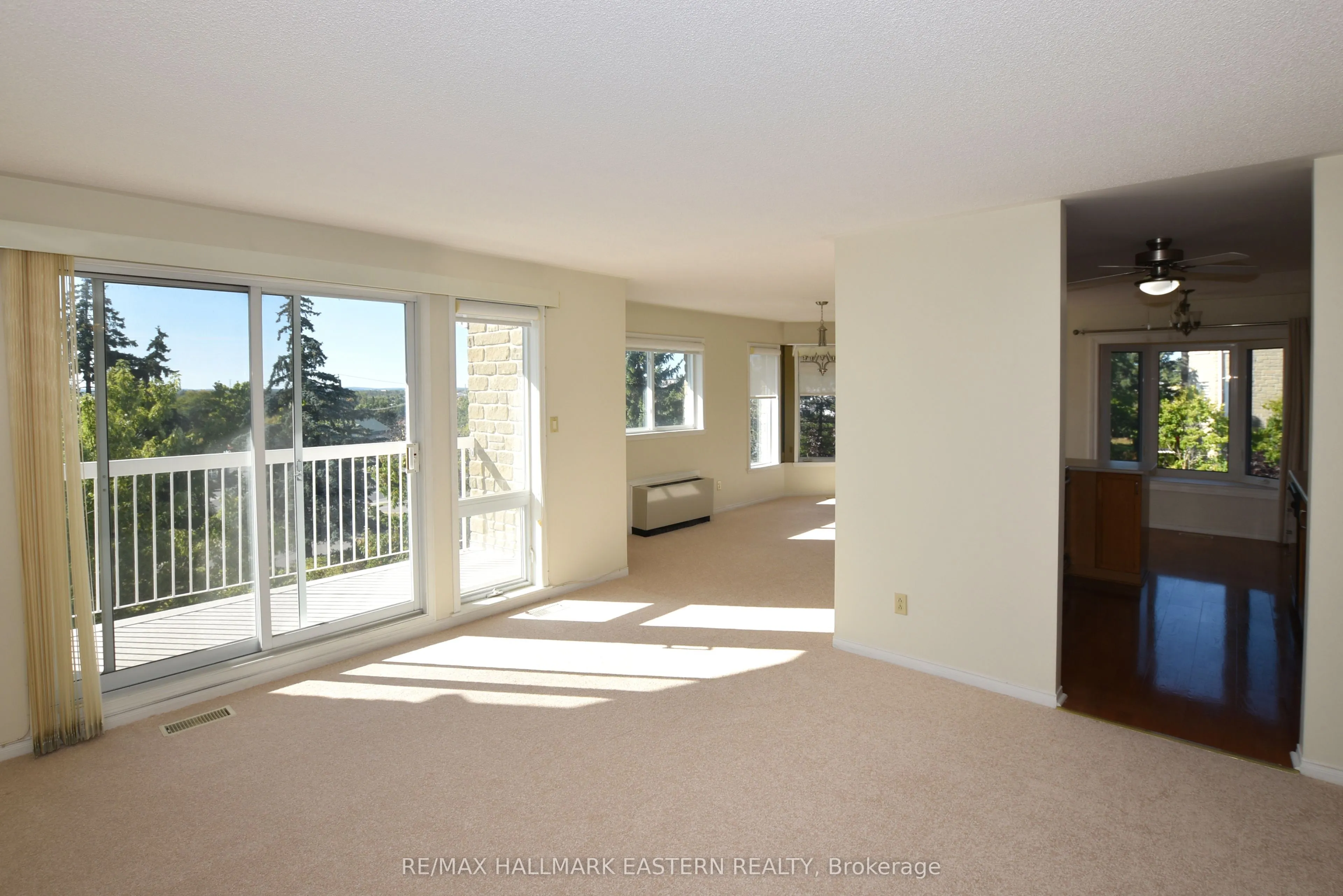 1099 Clonsilla Avenue, #316A