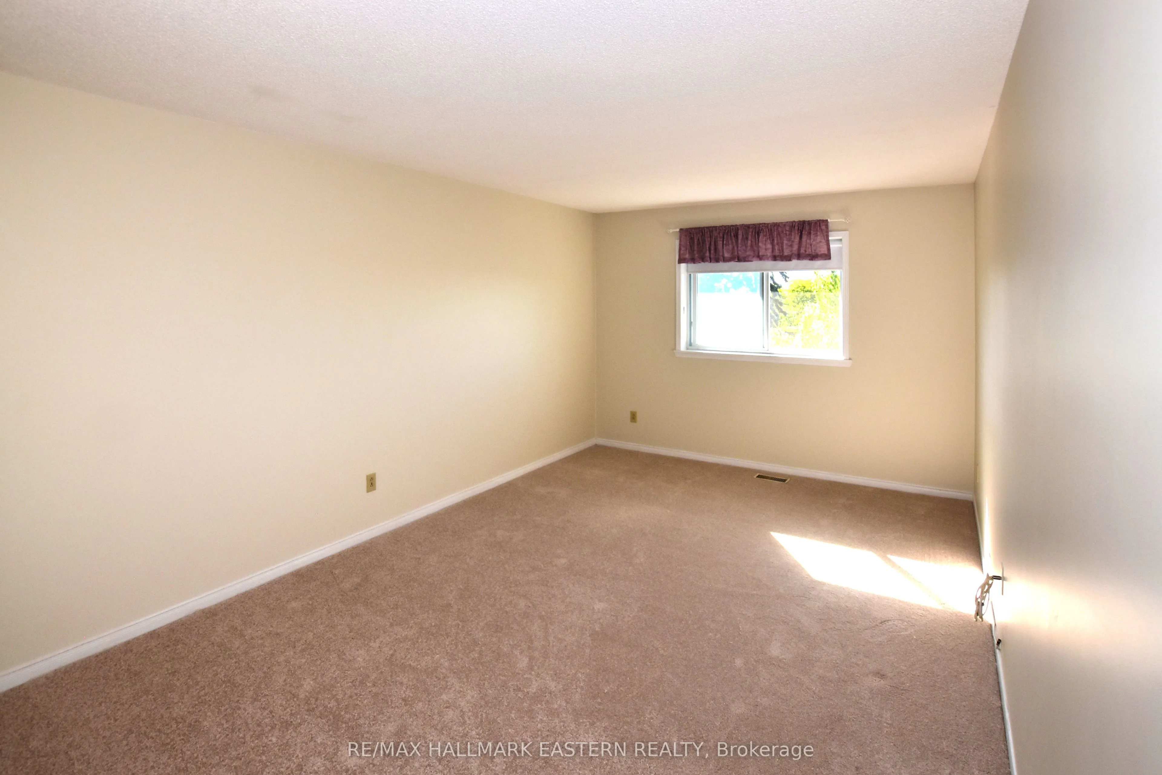 1099 Clonsilla Avenue, #316A