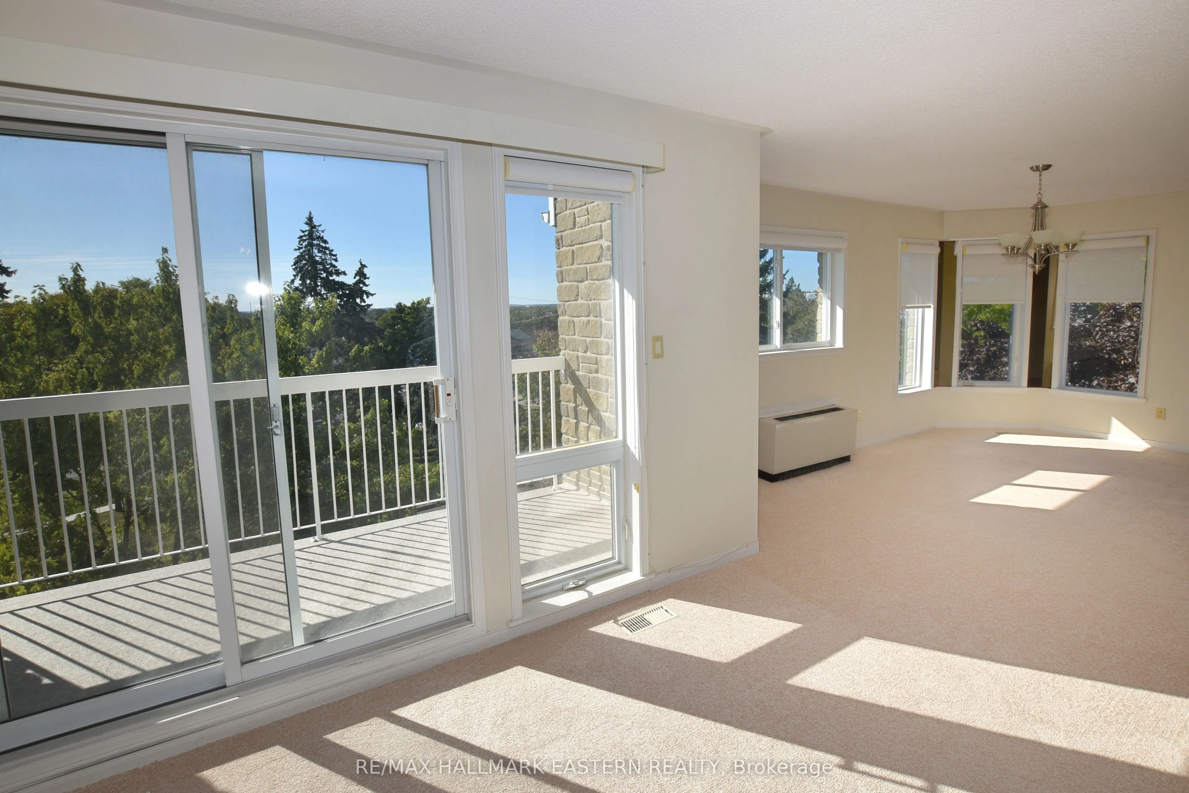 1099 Clonsilla Avenue, #316A