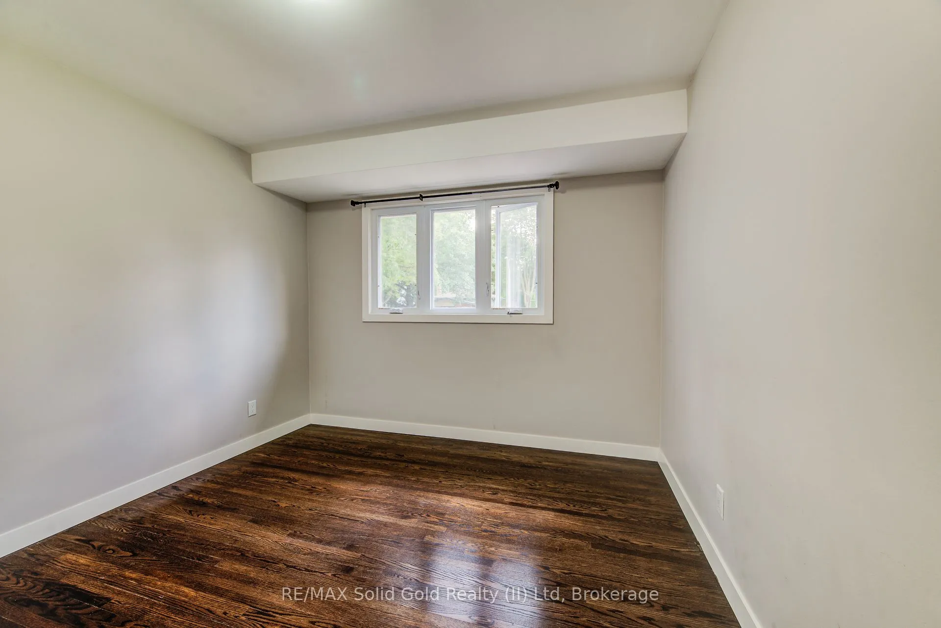 558 Sprucehill Avenue