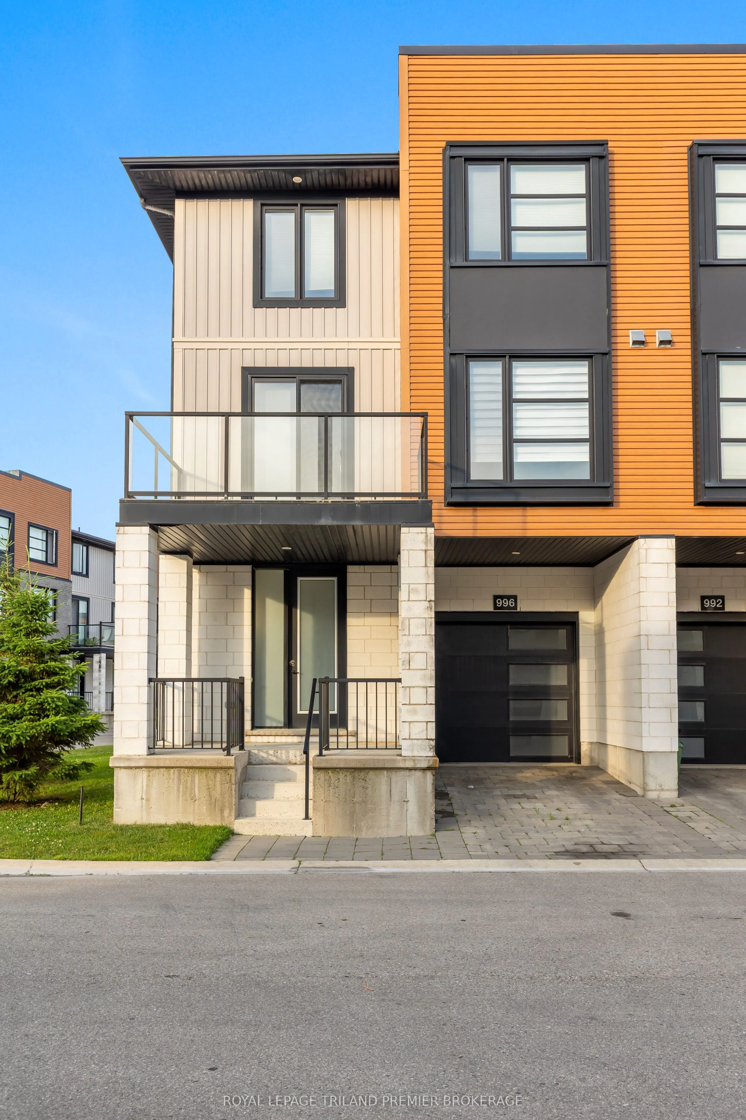 996 WEST VILLAGE Square, #158