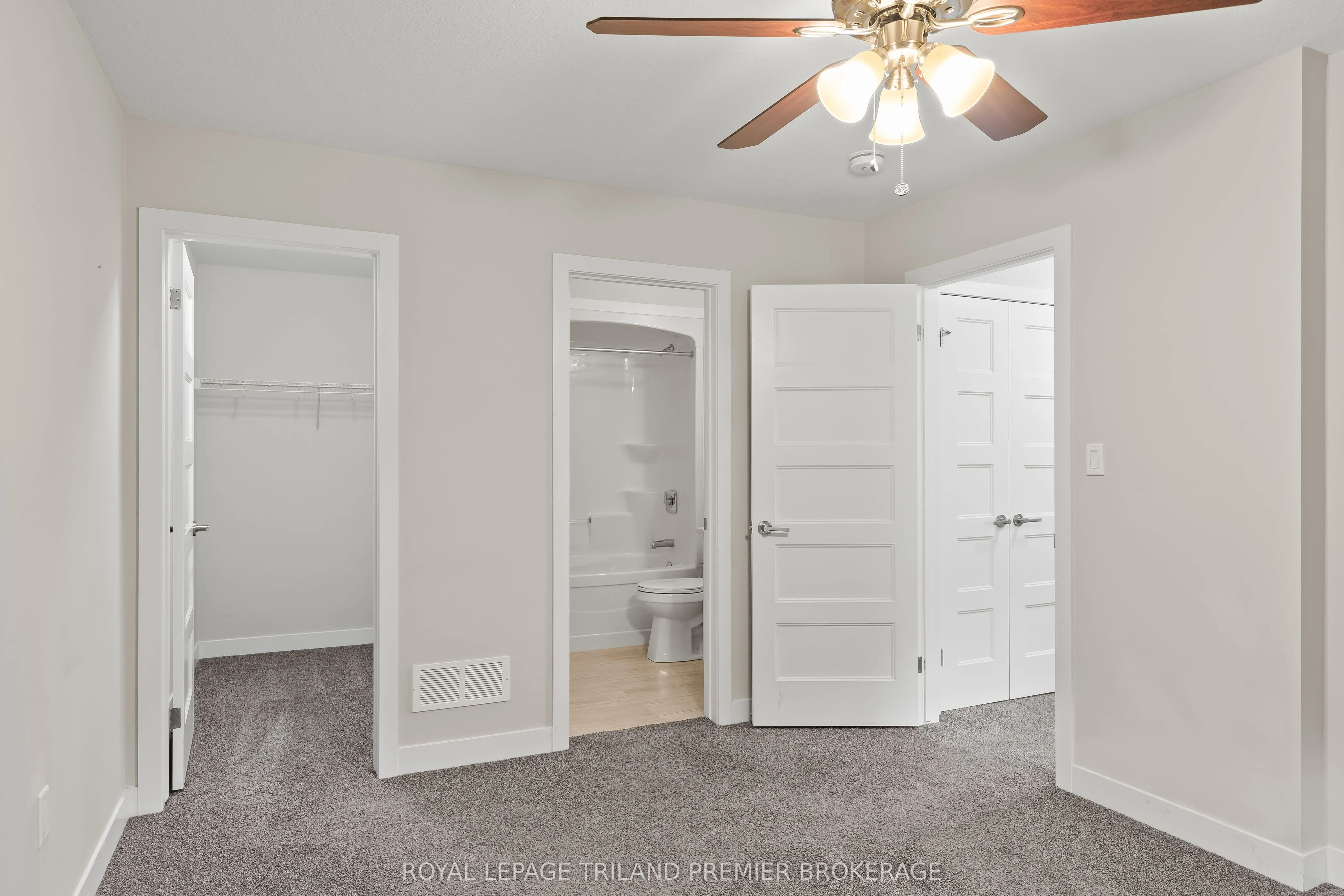 996 WEST VILLAGE Square, #158