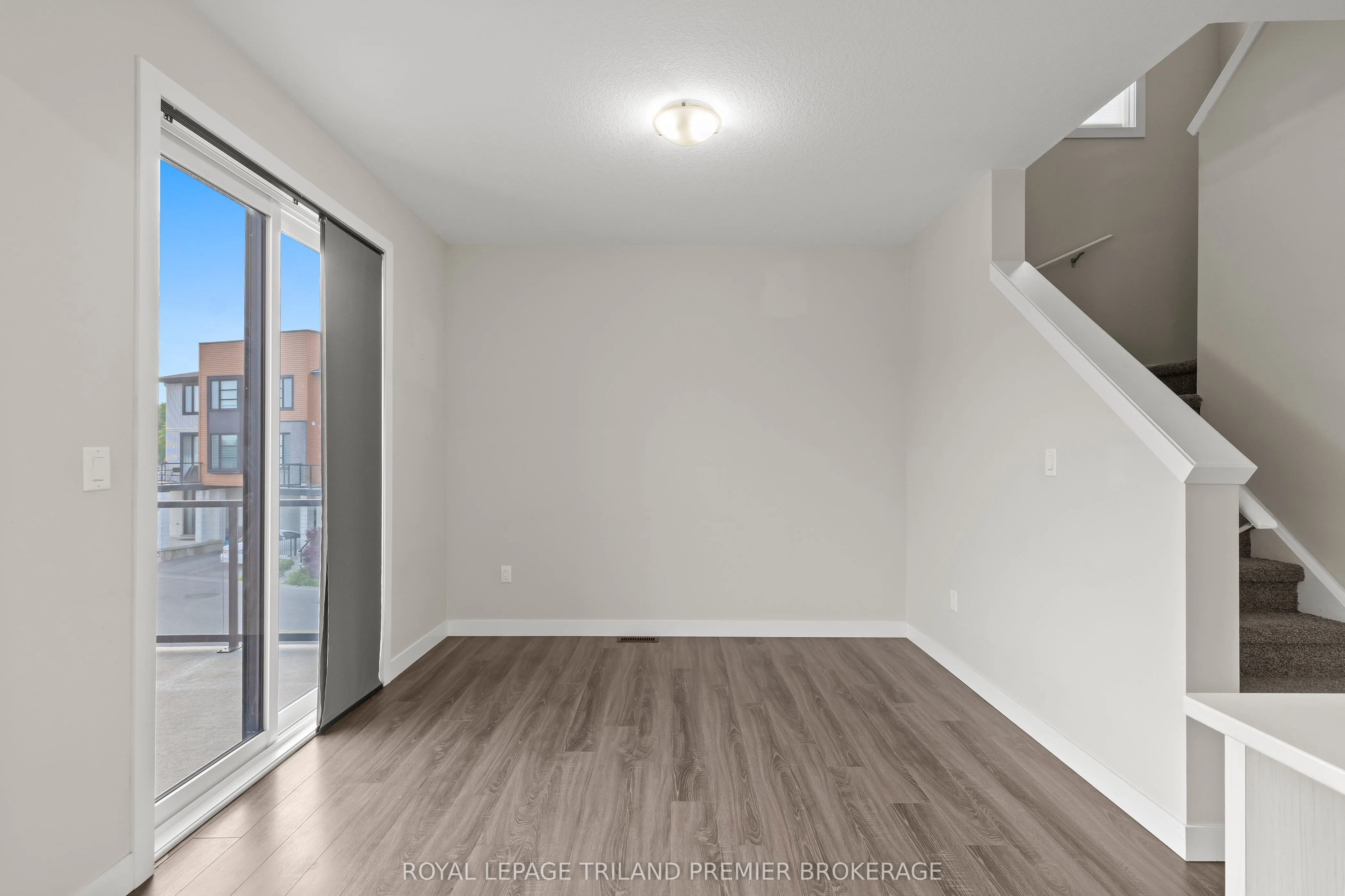 996 WEST VILLAGE Square, #158