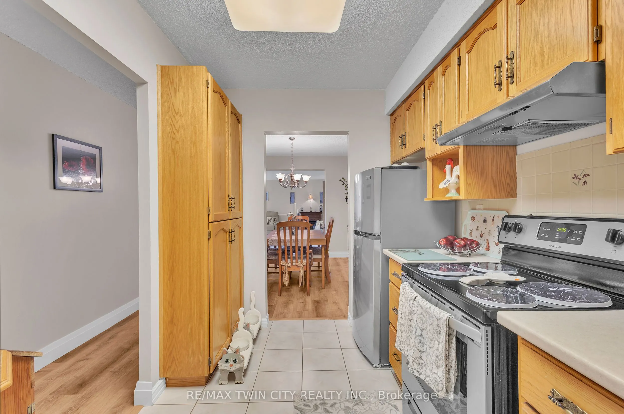93 Westwood Road, #206