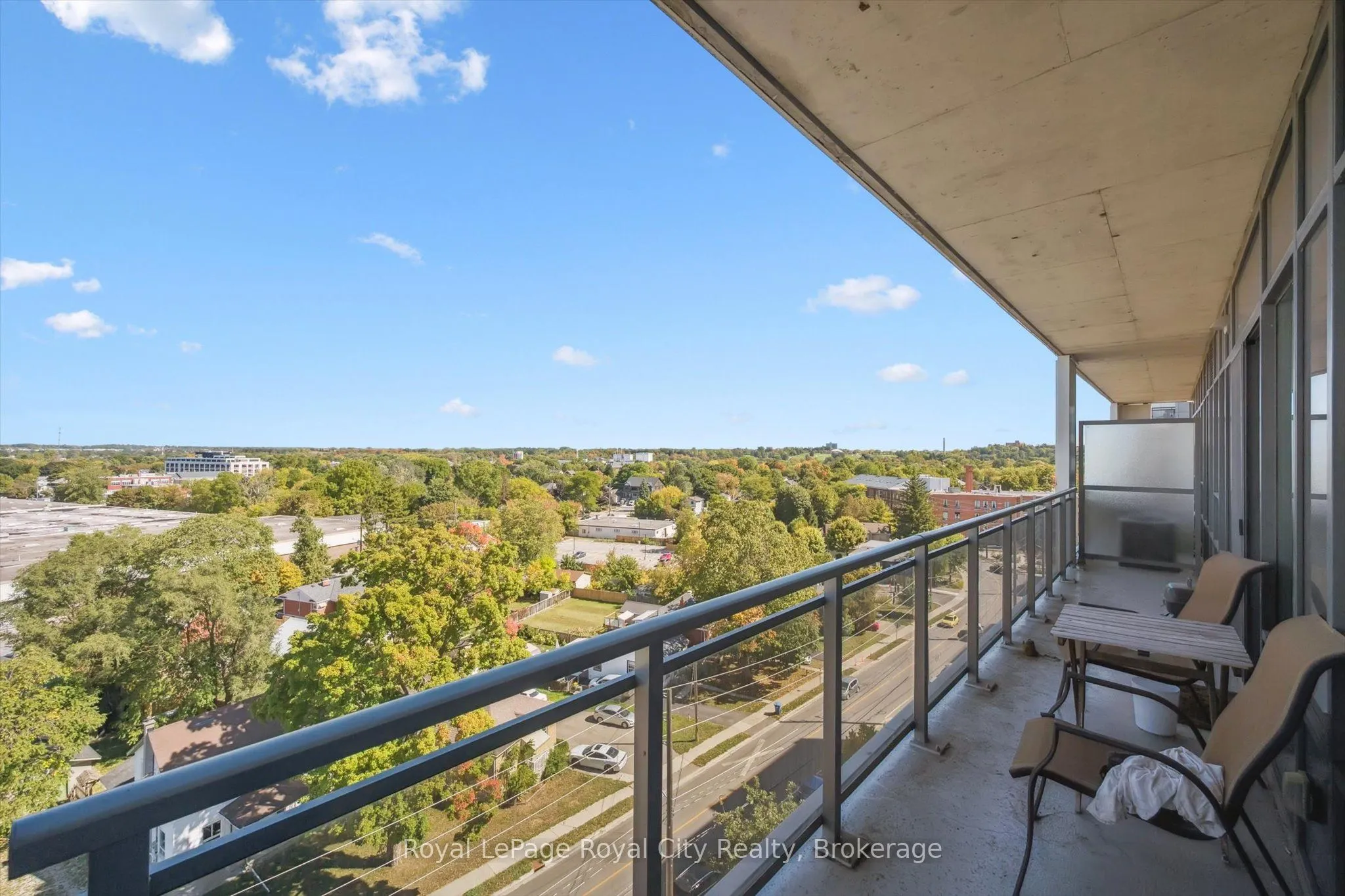 53 Arthur Street S, #912