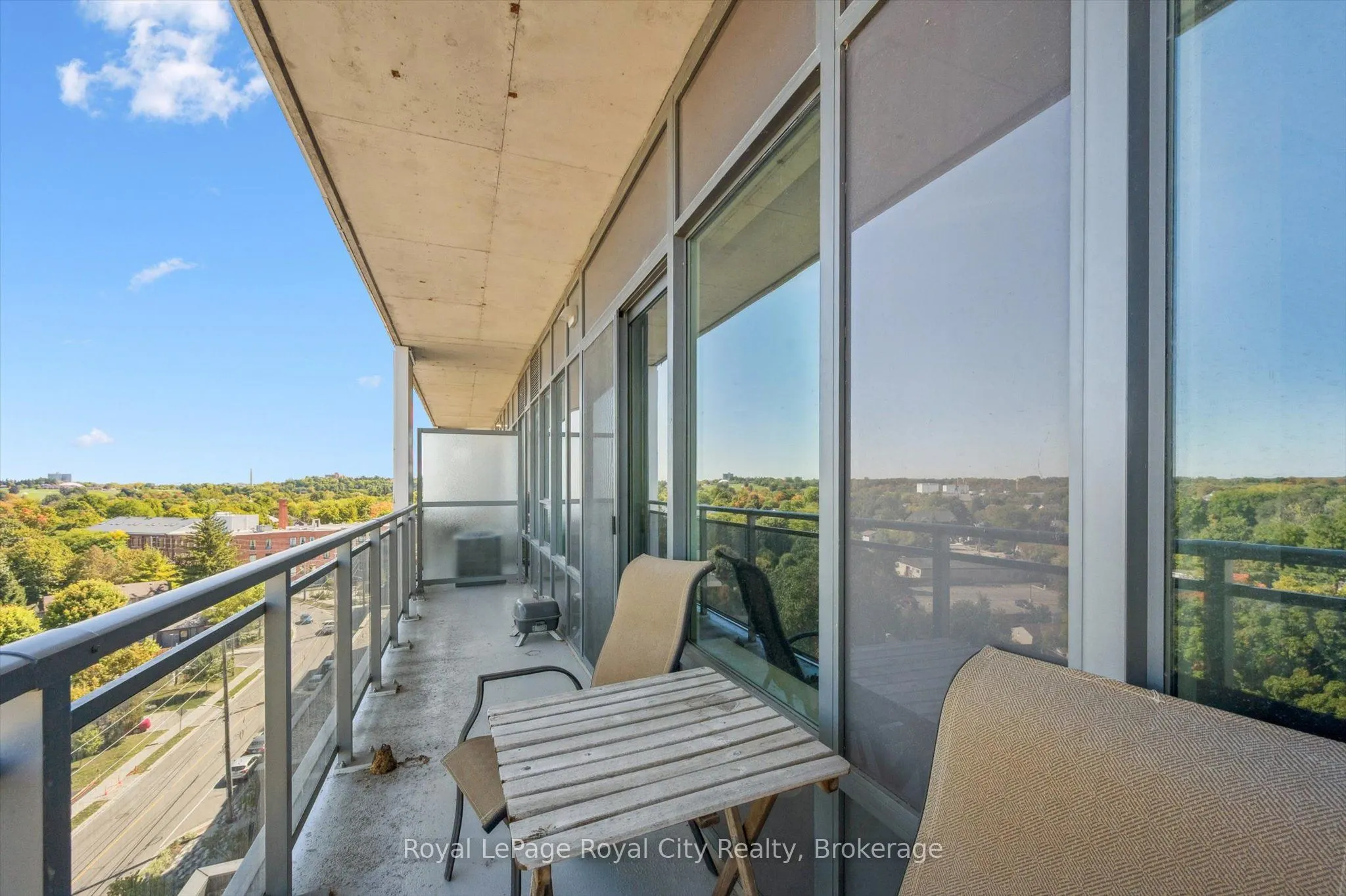 53 Arthur Street S, #912