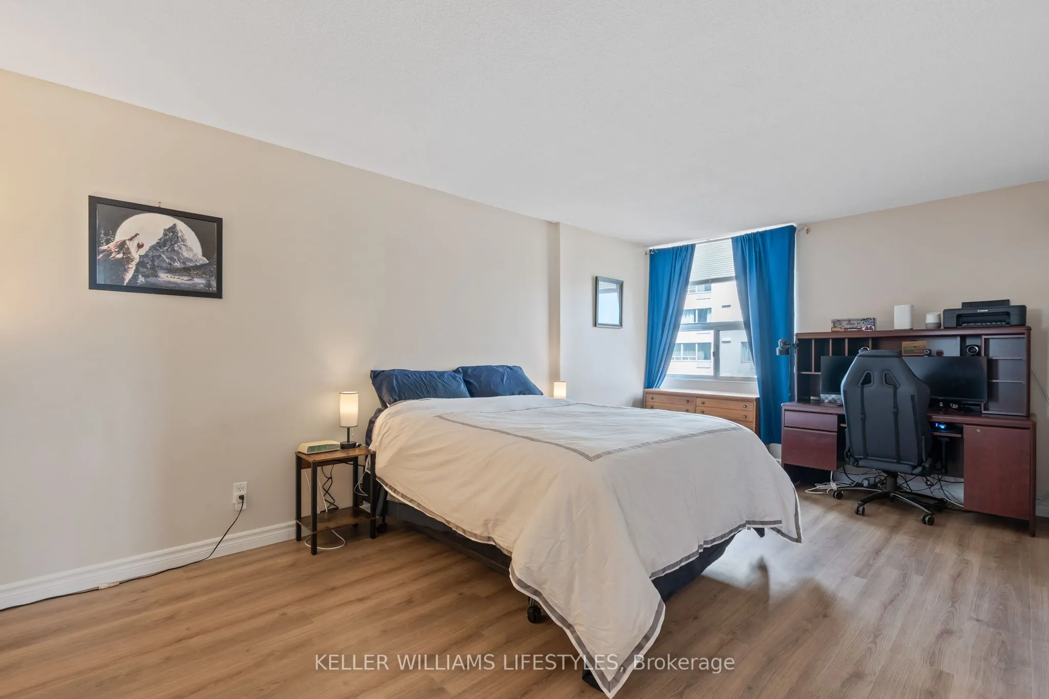 380 King Street, #605