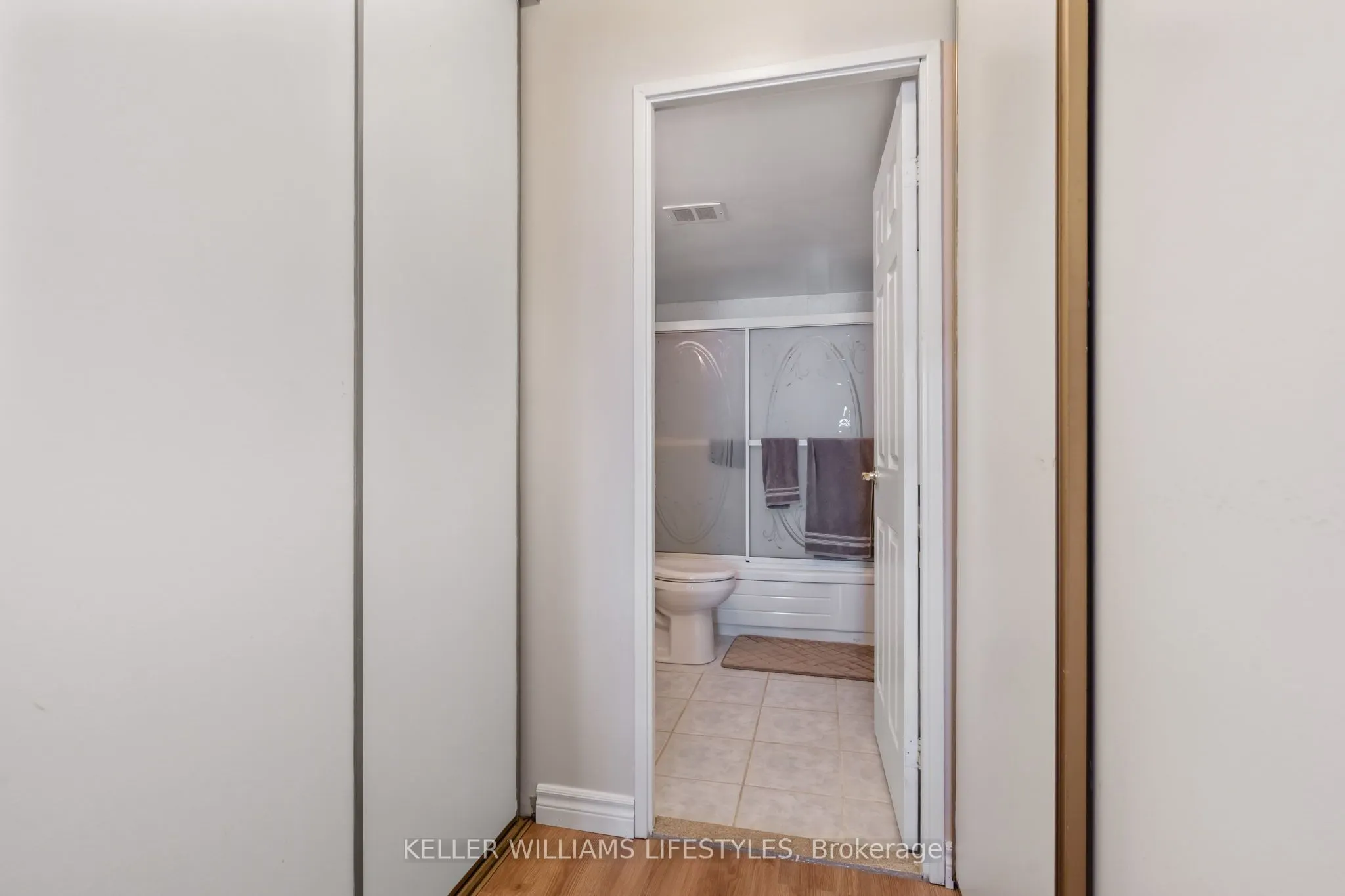 380 King Street, #605
