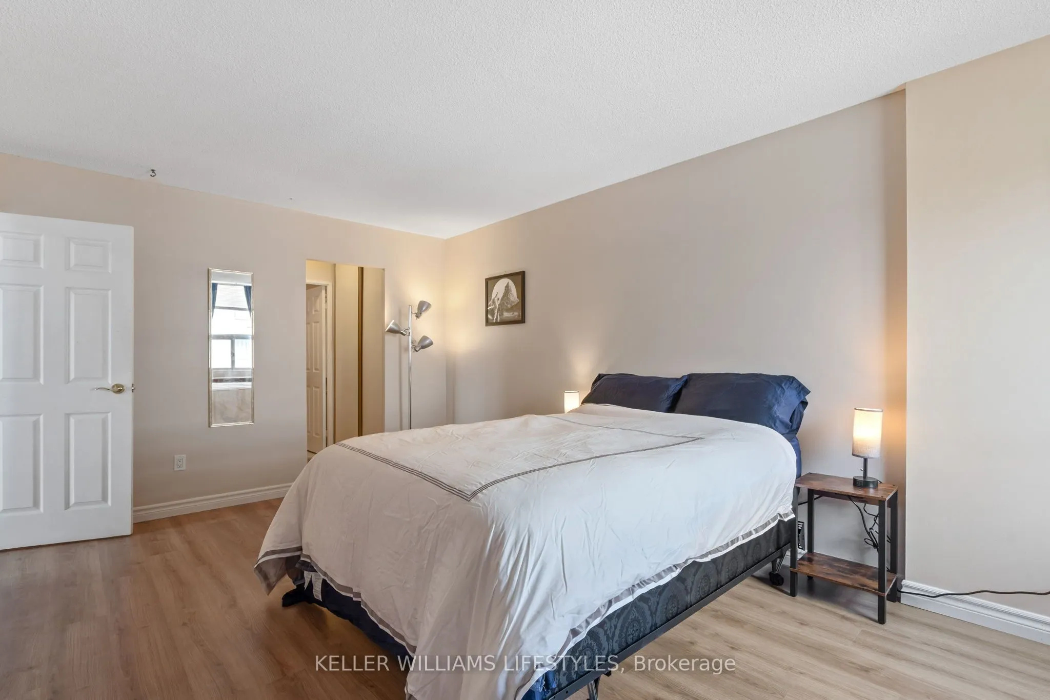 380 King Street, #605