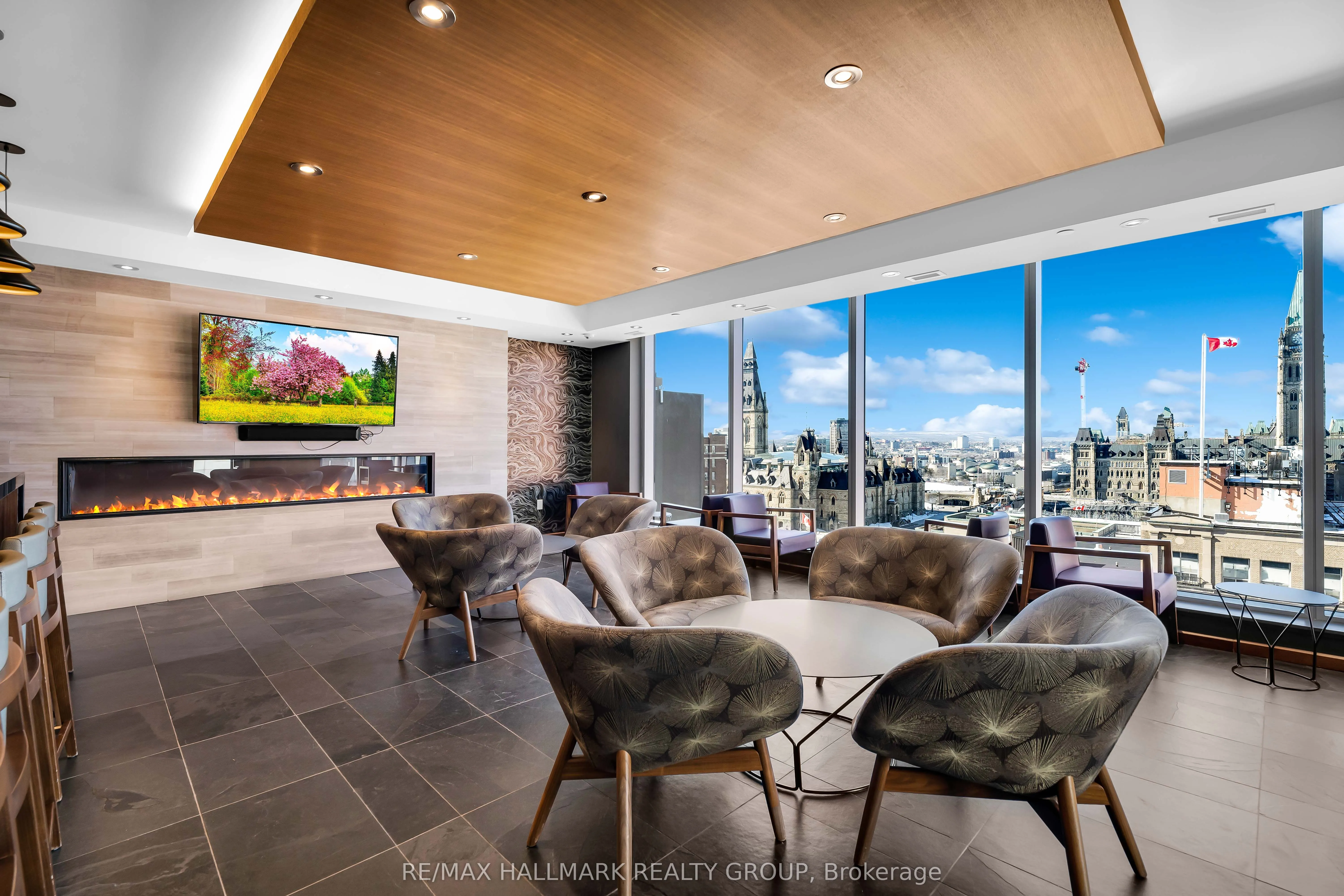 101 Queen Street, #1501