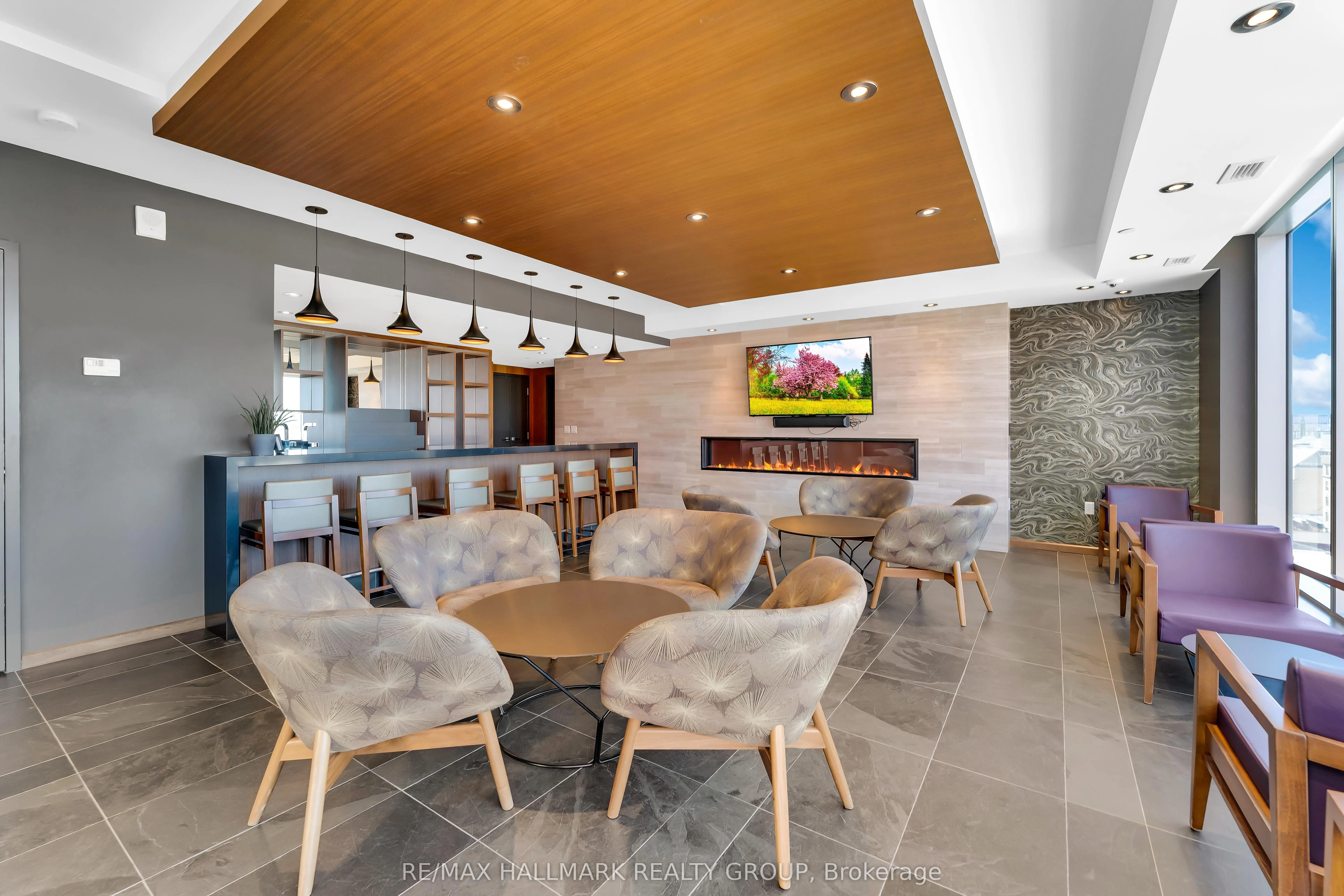 101 Queen Street, #1501