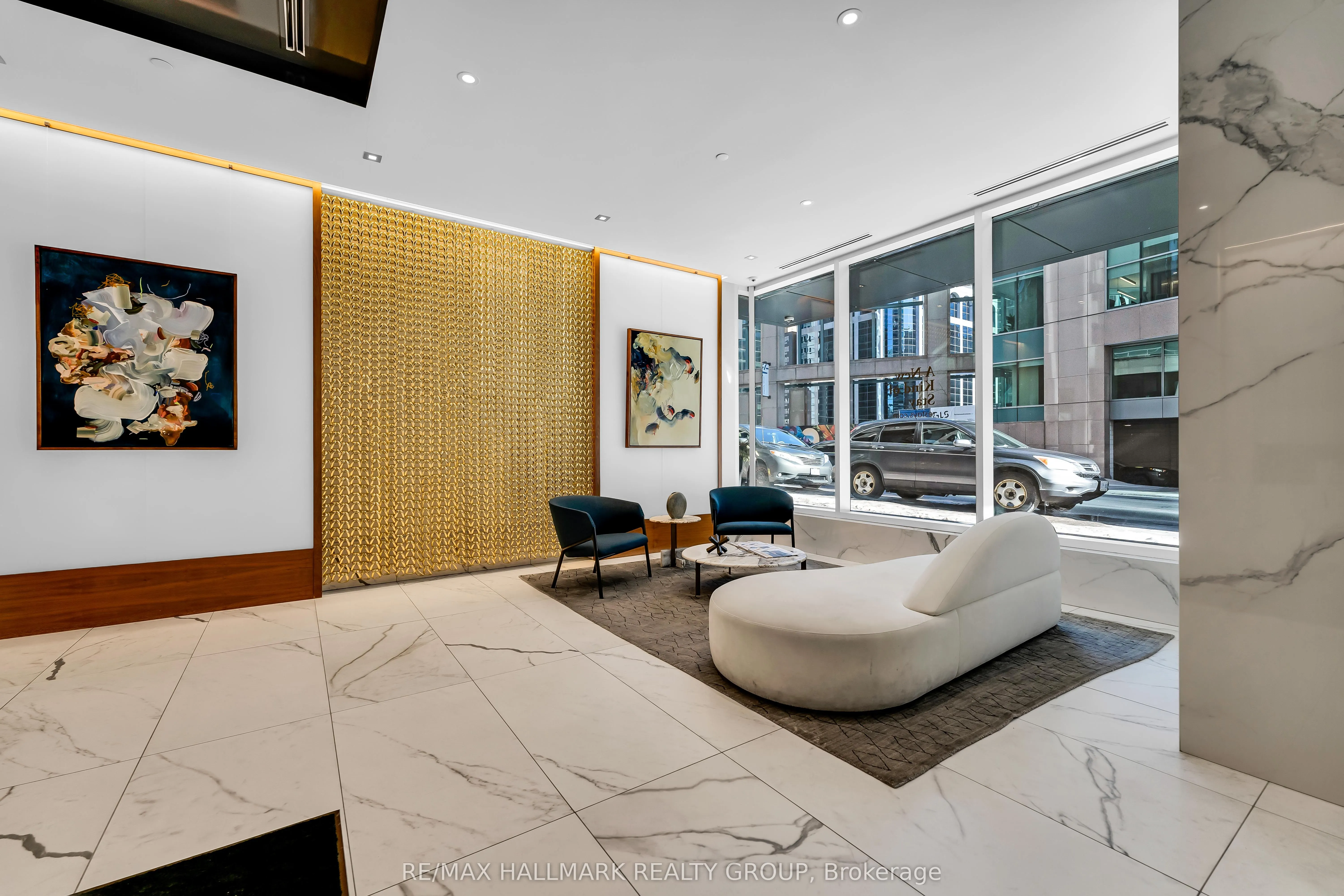 101 Queen Street, #1501