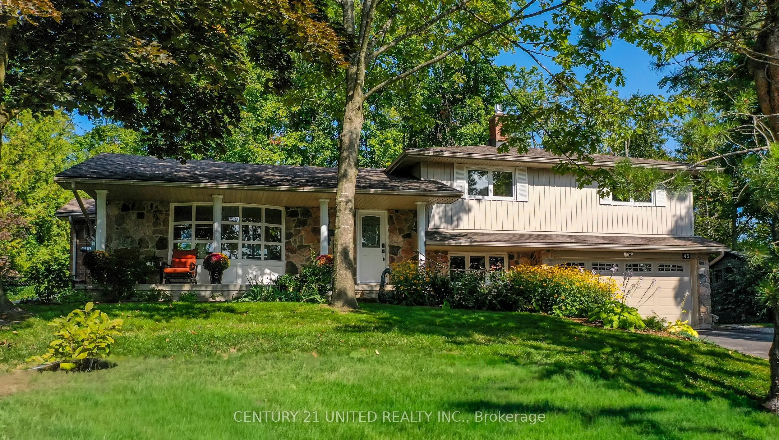45 Crestwood Avenue