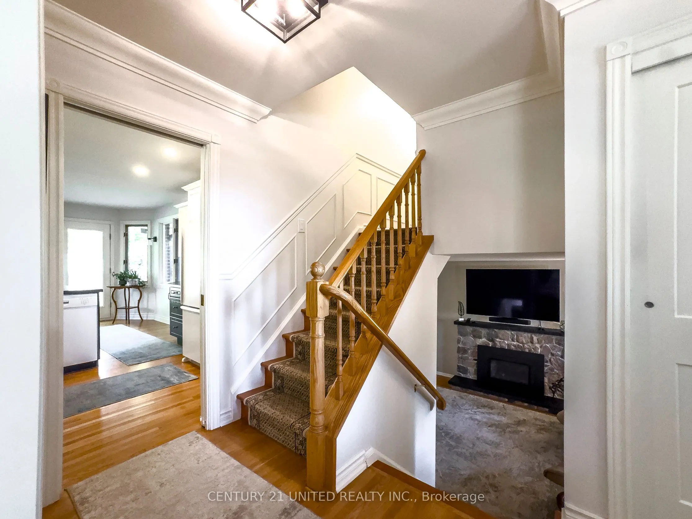 45 Crestwood Avenue