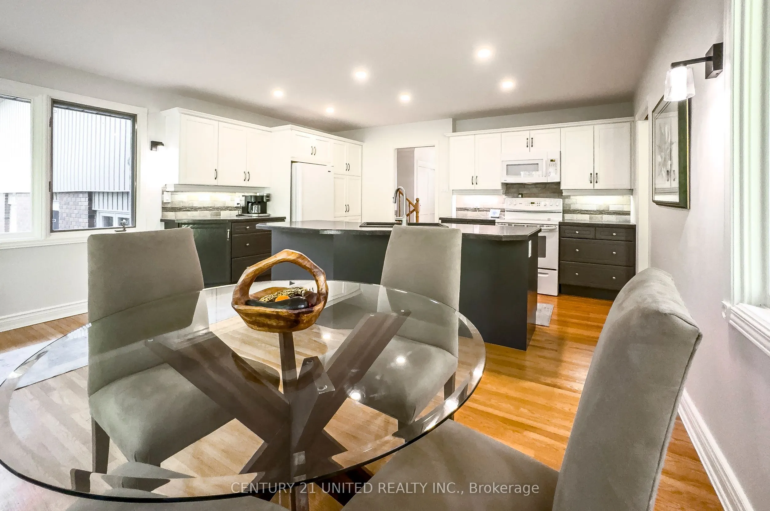 45 Crestwood Avenue