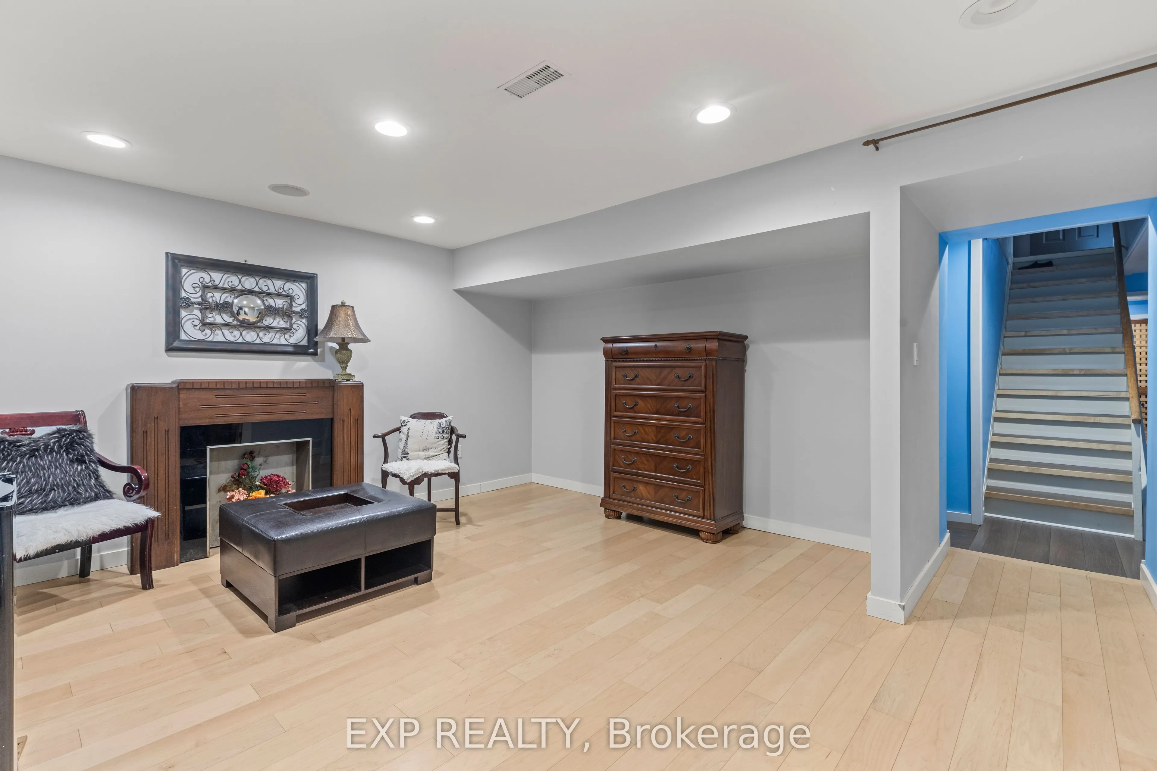 211 Merritt Street