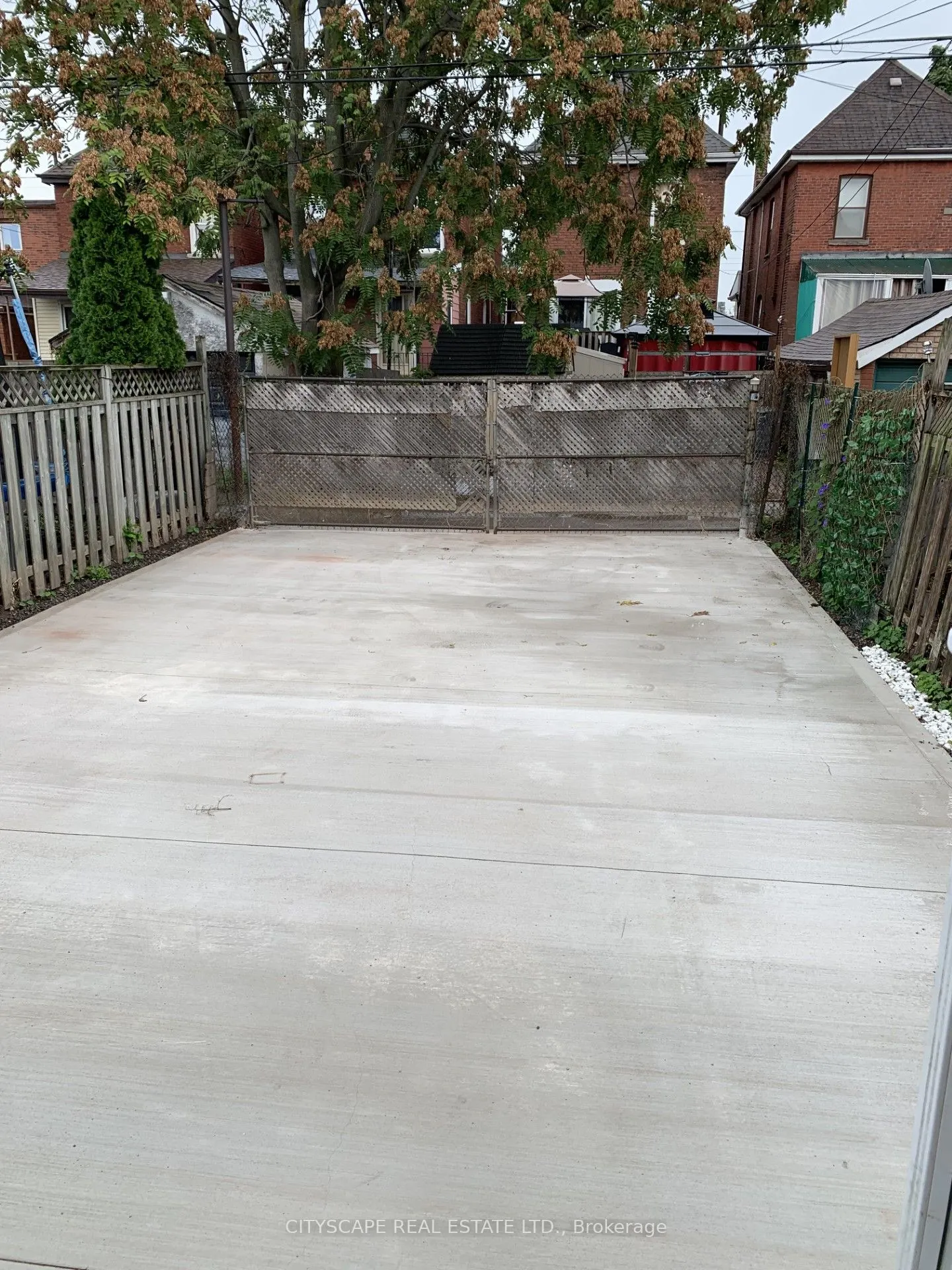 12 Kinrade Avenue