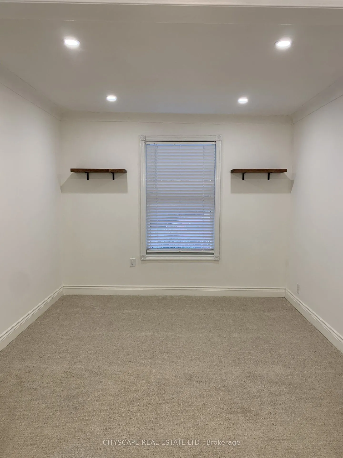 12 Kinrade Avenue