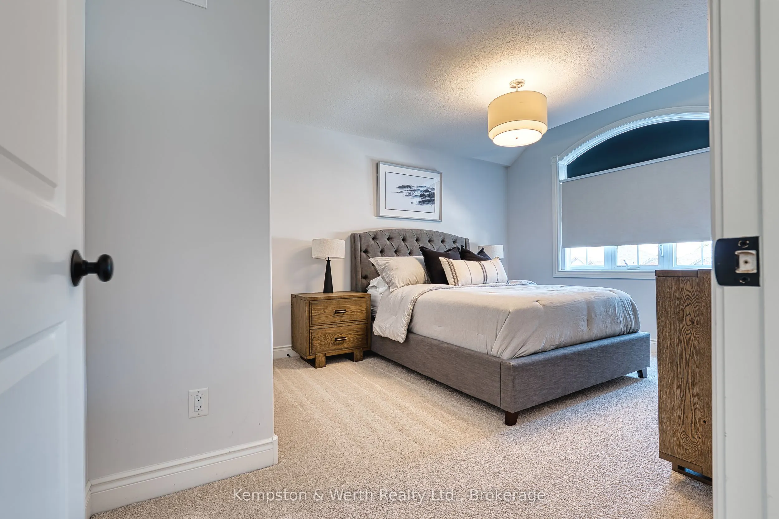 71 Forbes Crescent