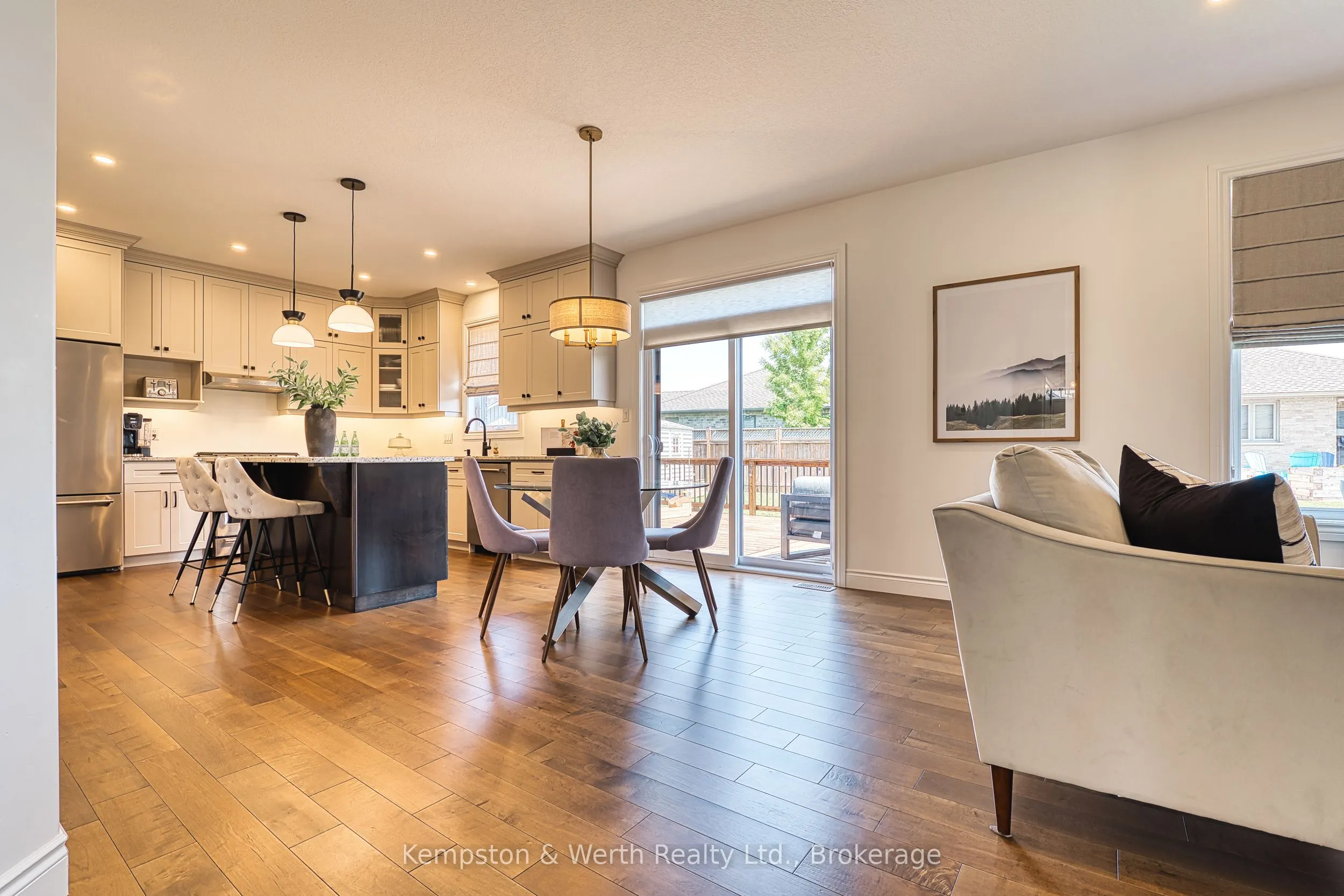 71 Forbes Crescent