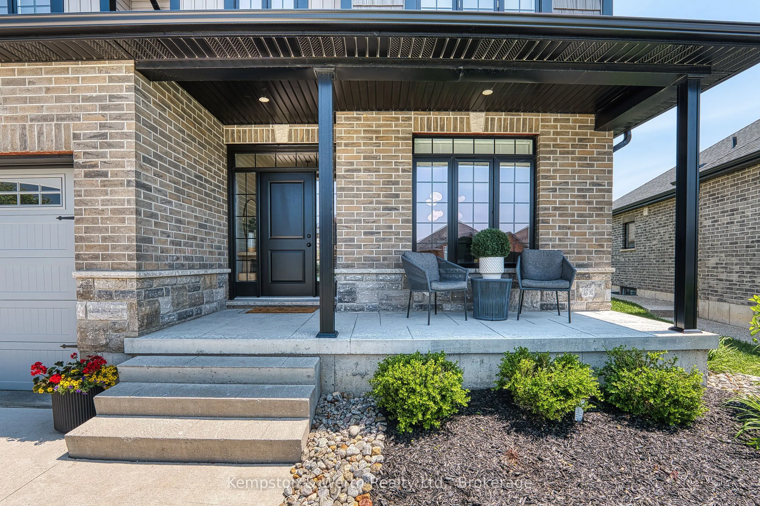 71 Forbes Crescent