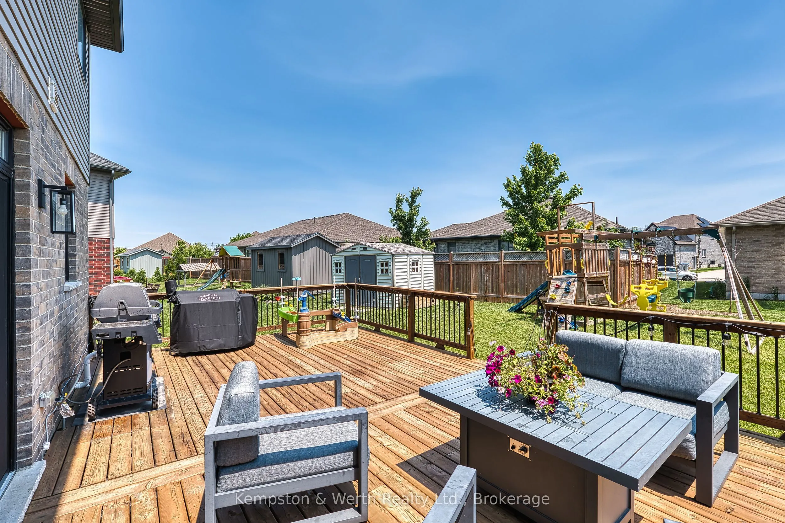 71 Forbes Crescent
