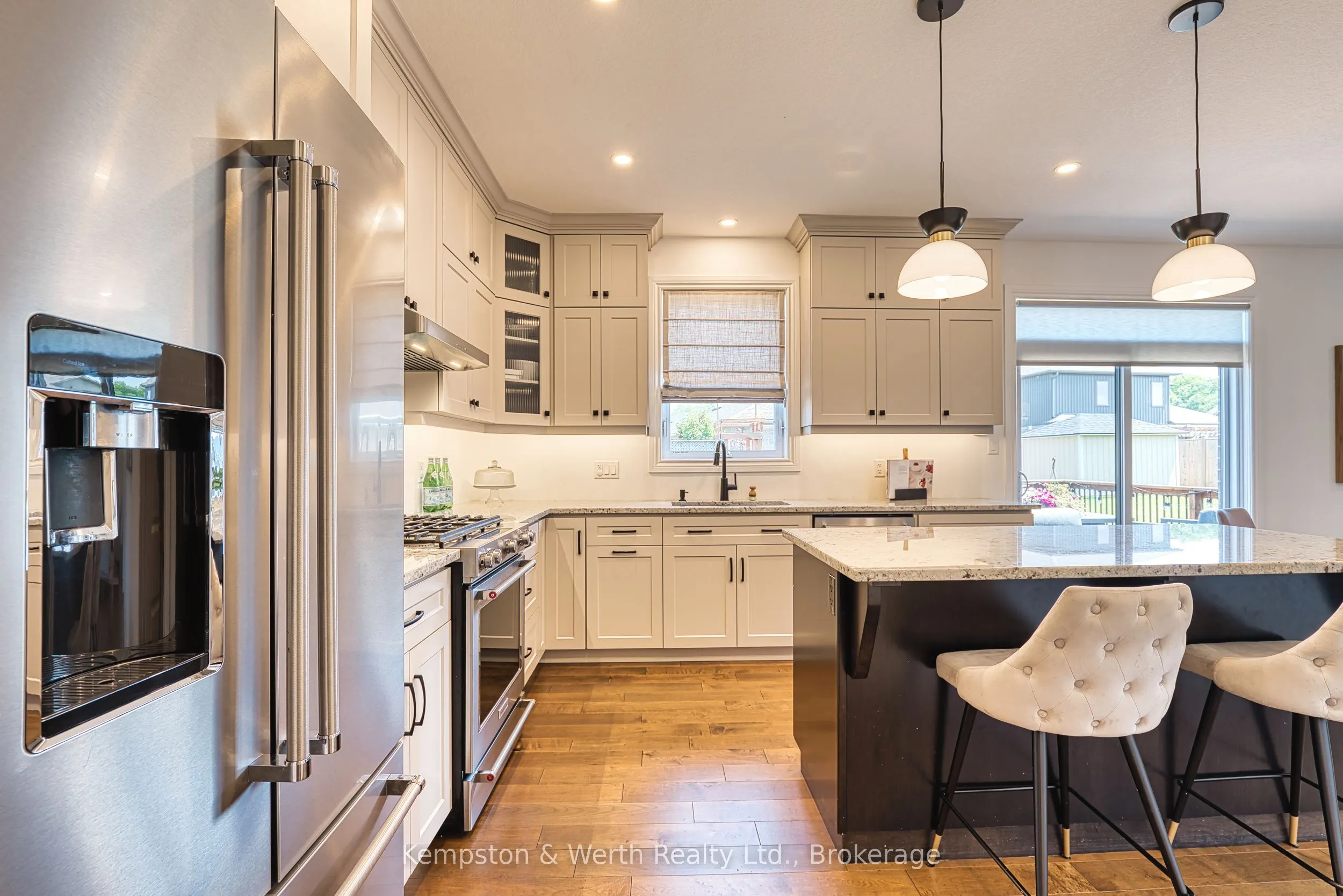71 Forbes Crescent