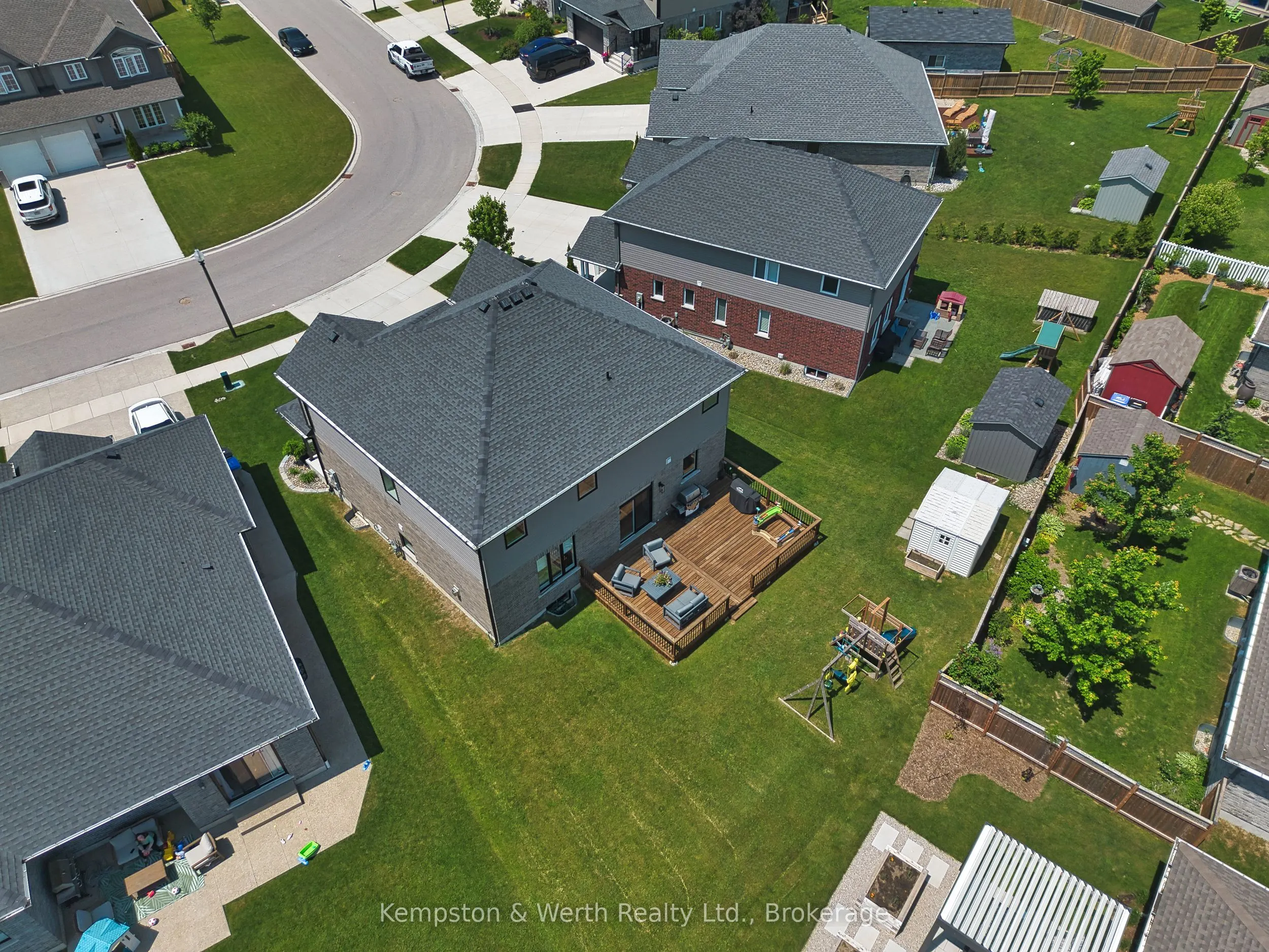 71 Forbes Crescent