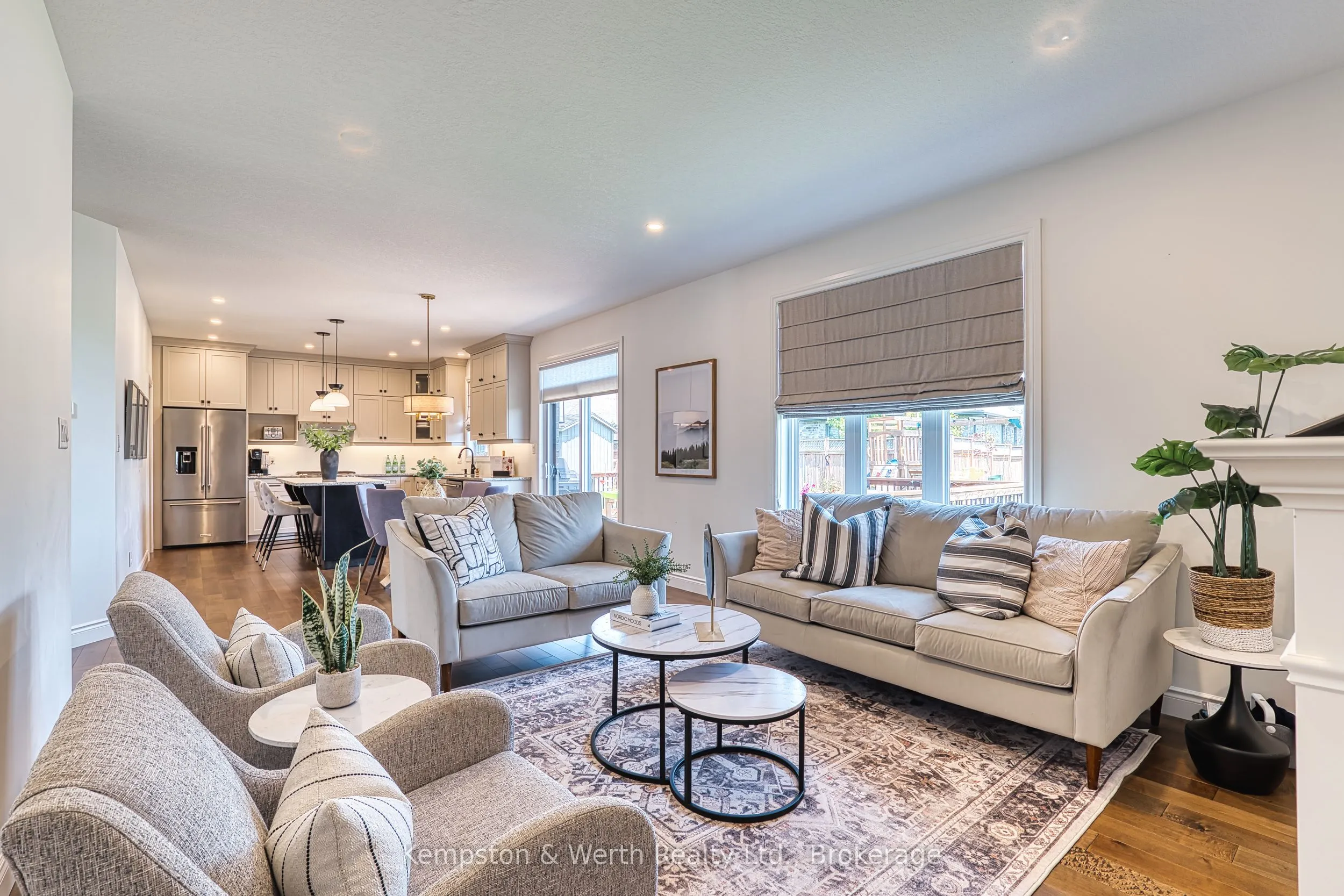 71 Forbes Crescent