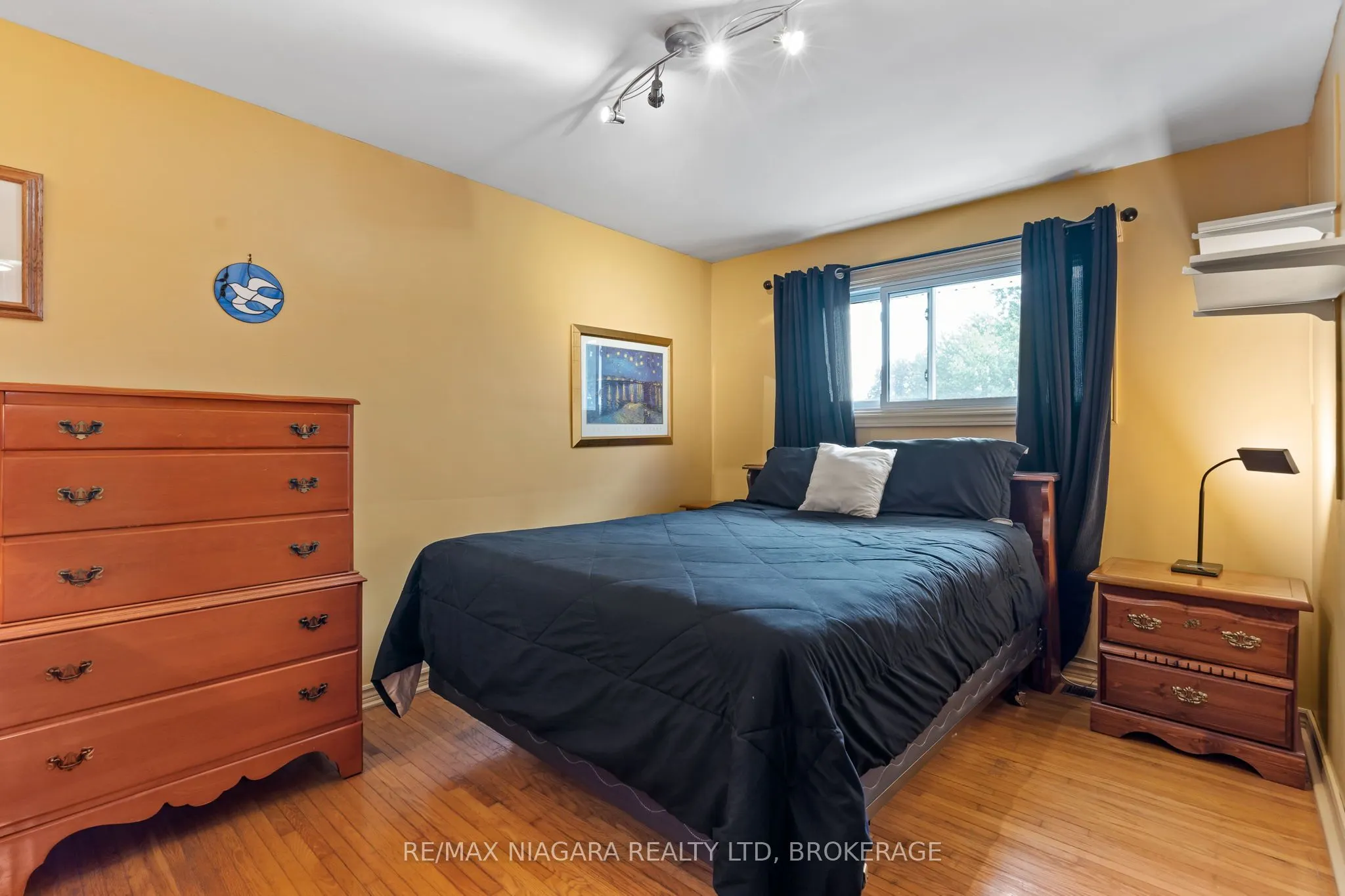 28 Thorncrest Road