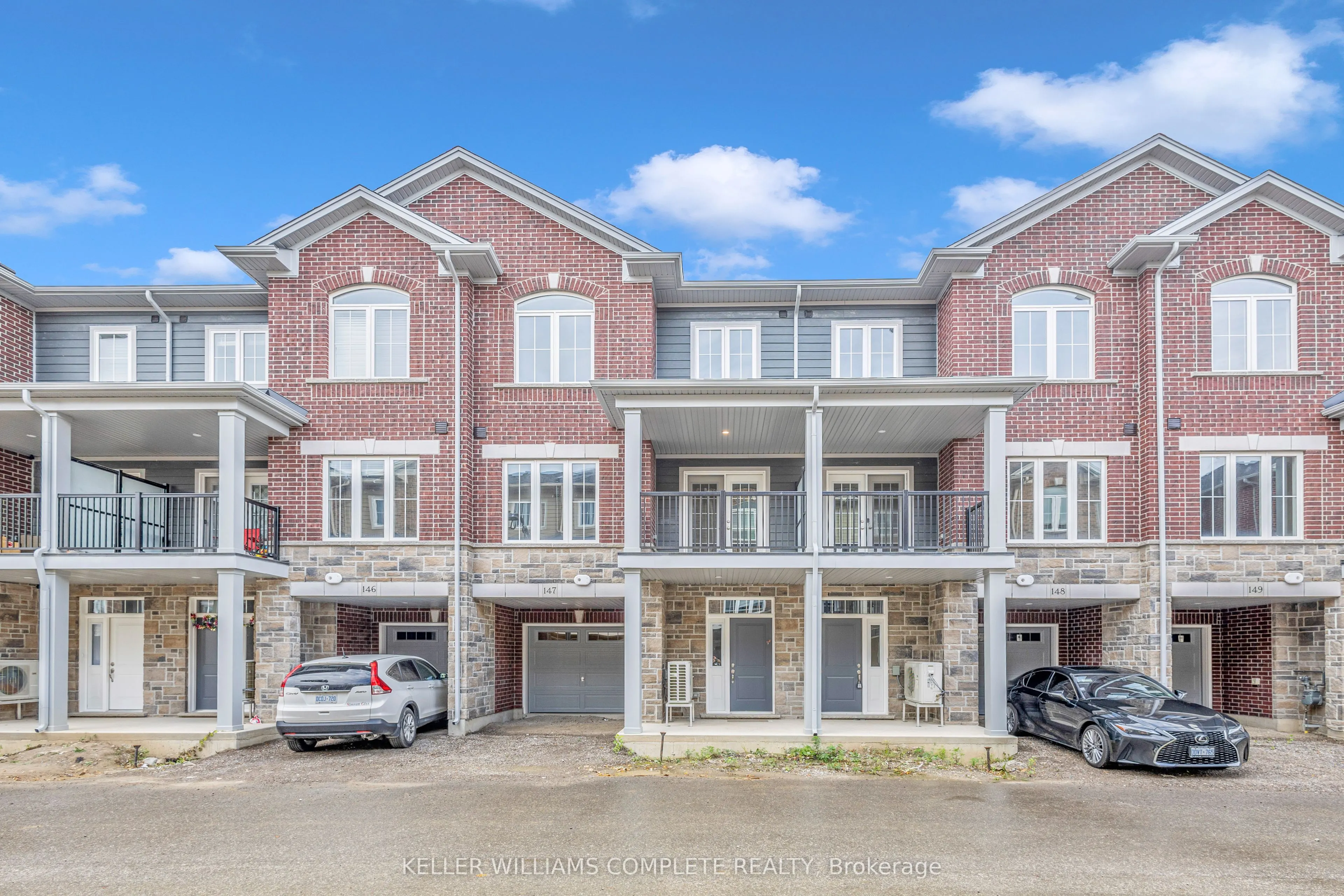 677 Park Road N, #147
