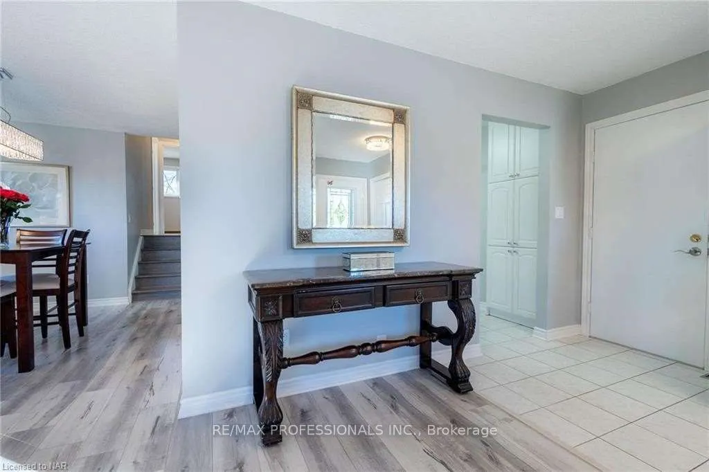 100 Larchwood Circle, #Upper