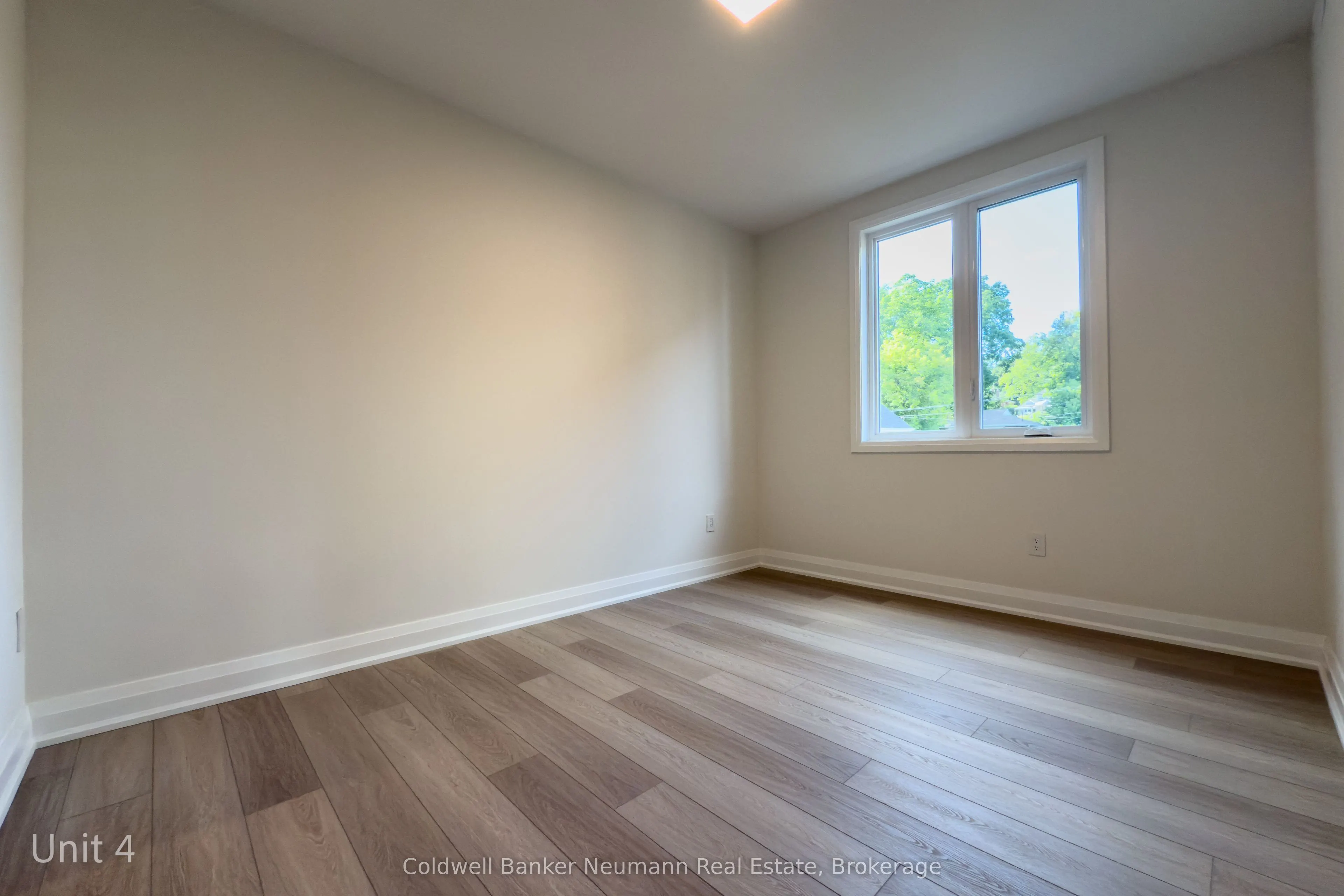 14 Stevenson Street N, #4
