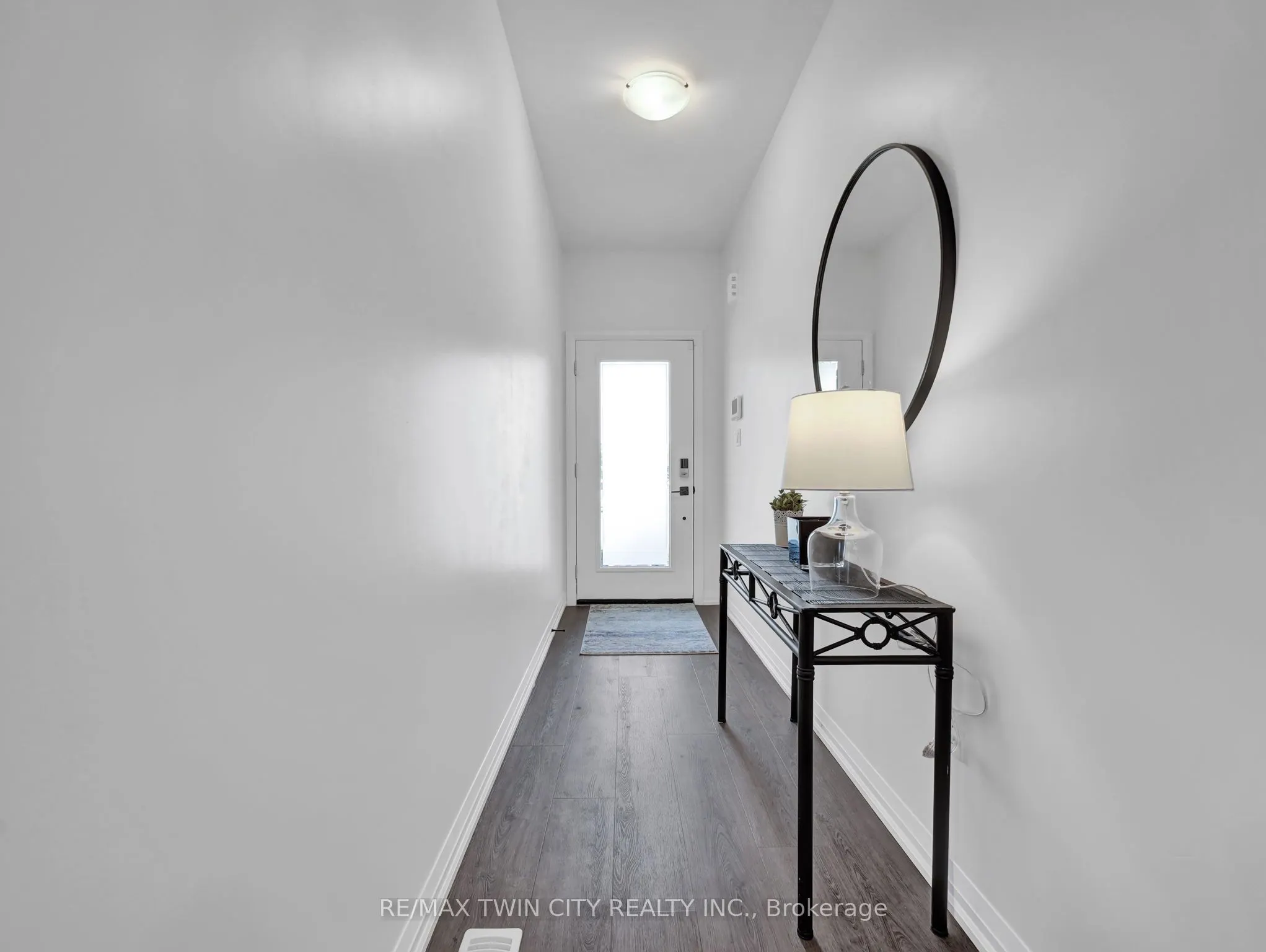 4552 Portage Road, #108