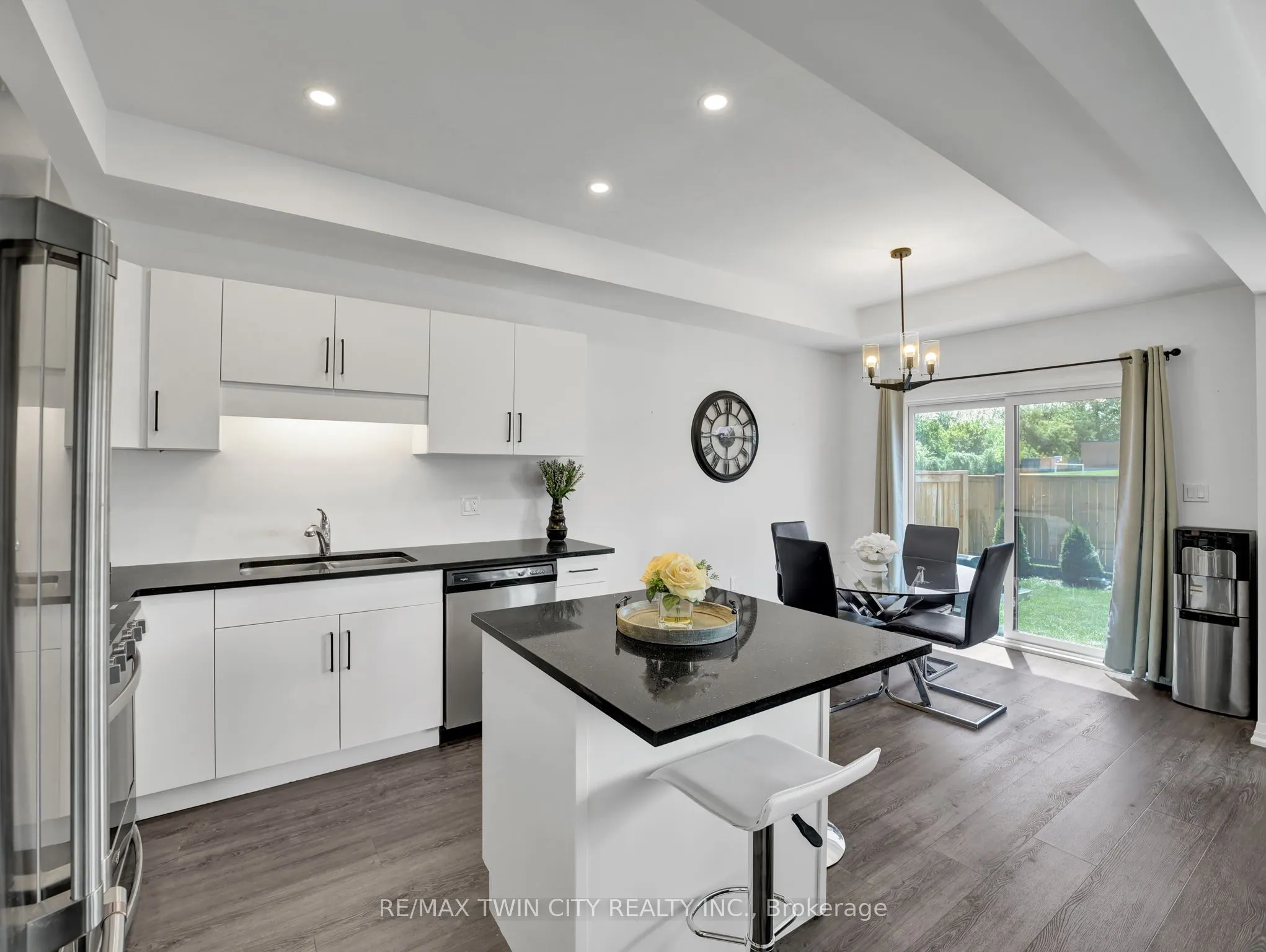 4552 Portage Road, #108