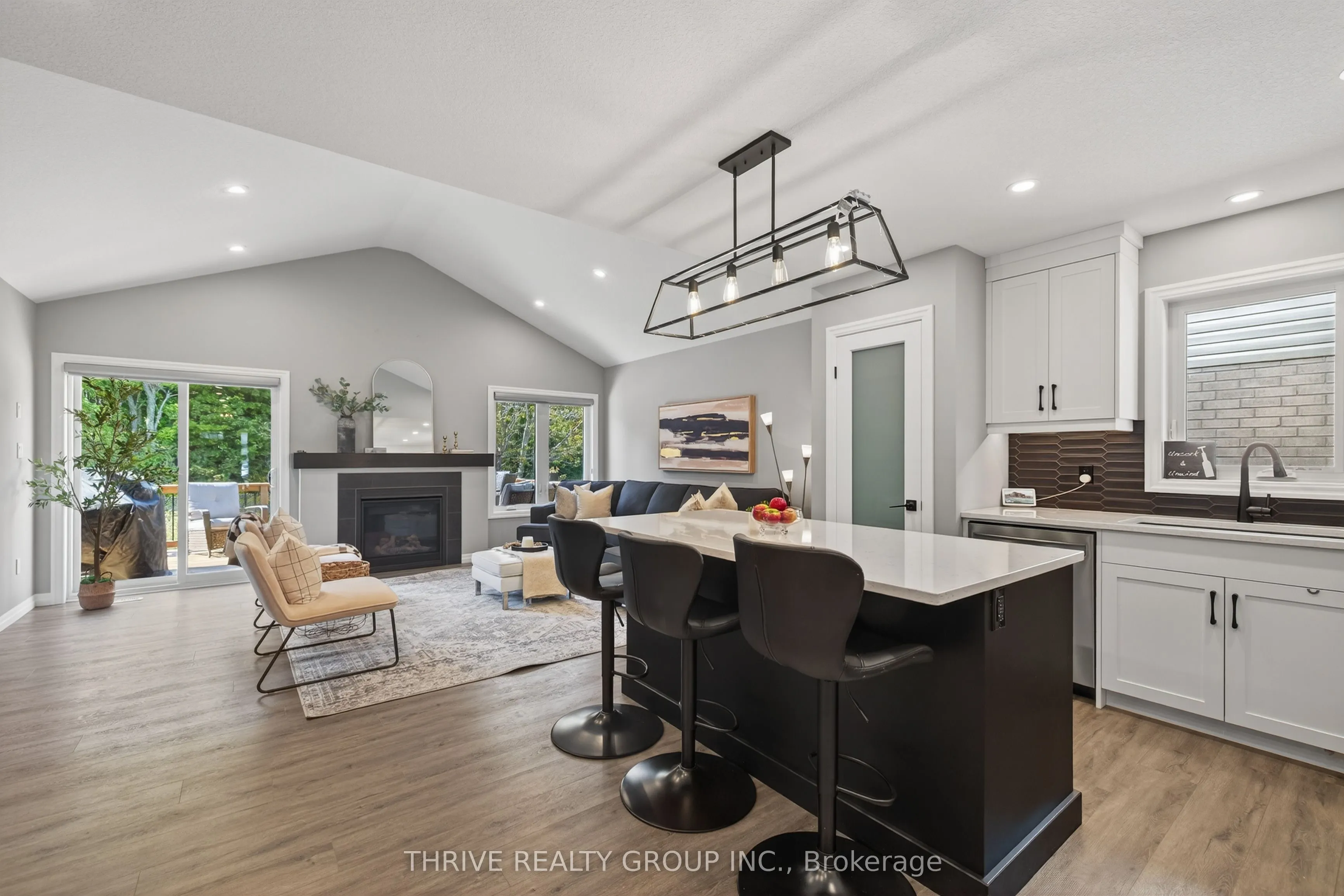 17 Dunning Way