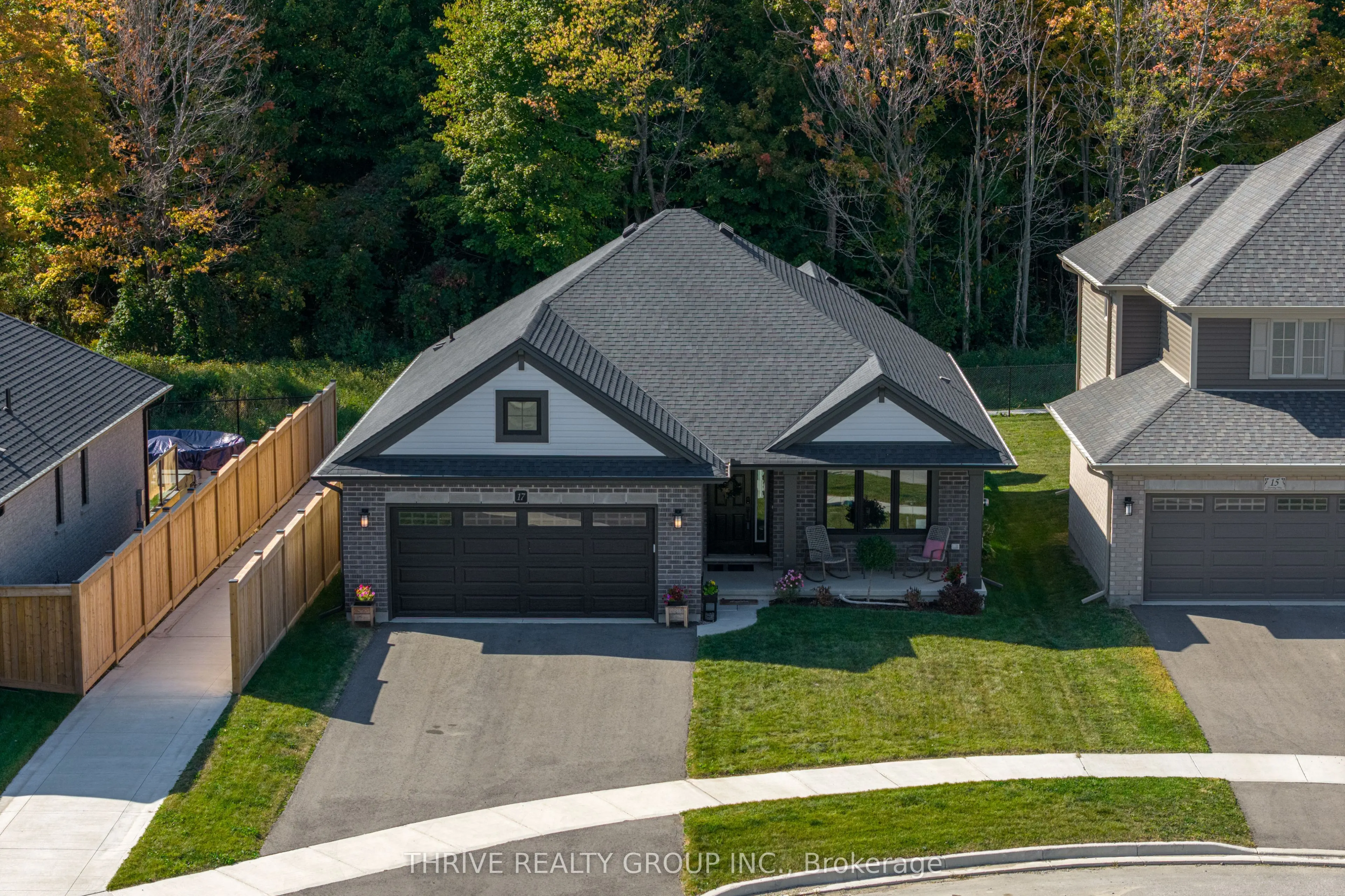 17 Dunning Way