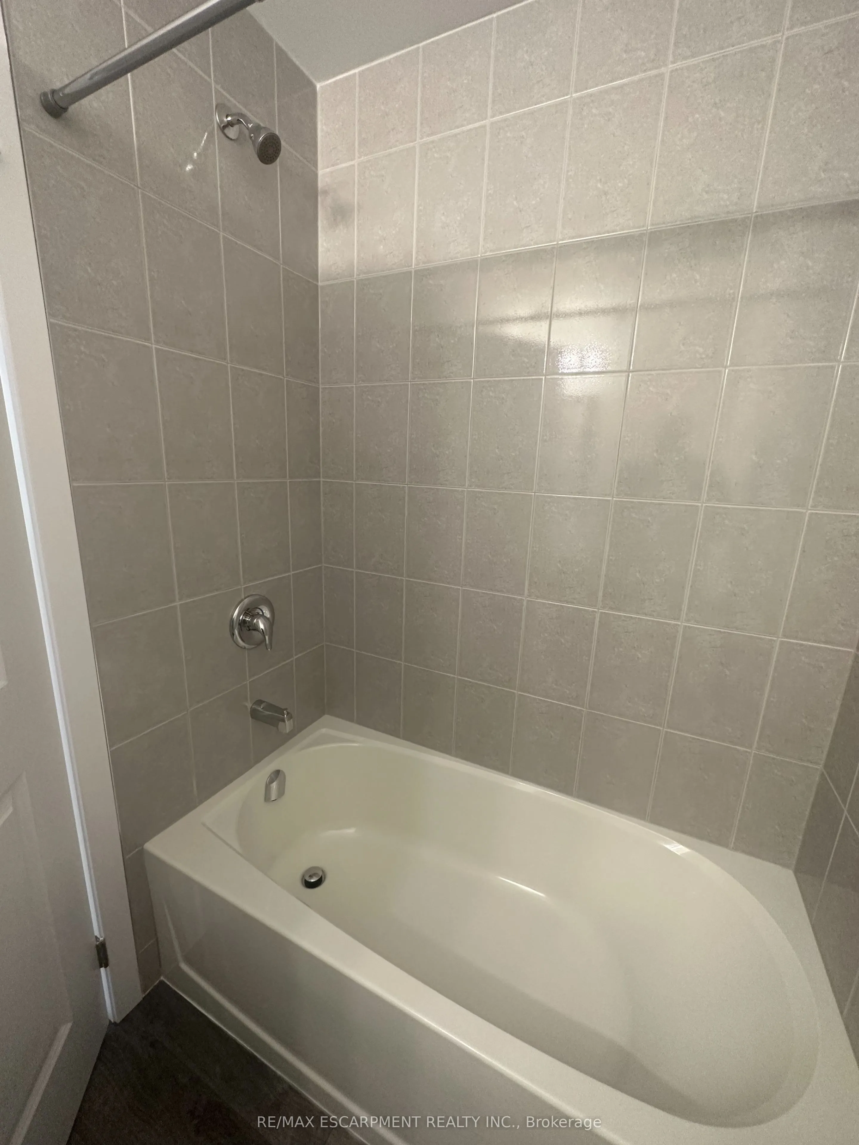 5055 Greenlane Road, #337