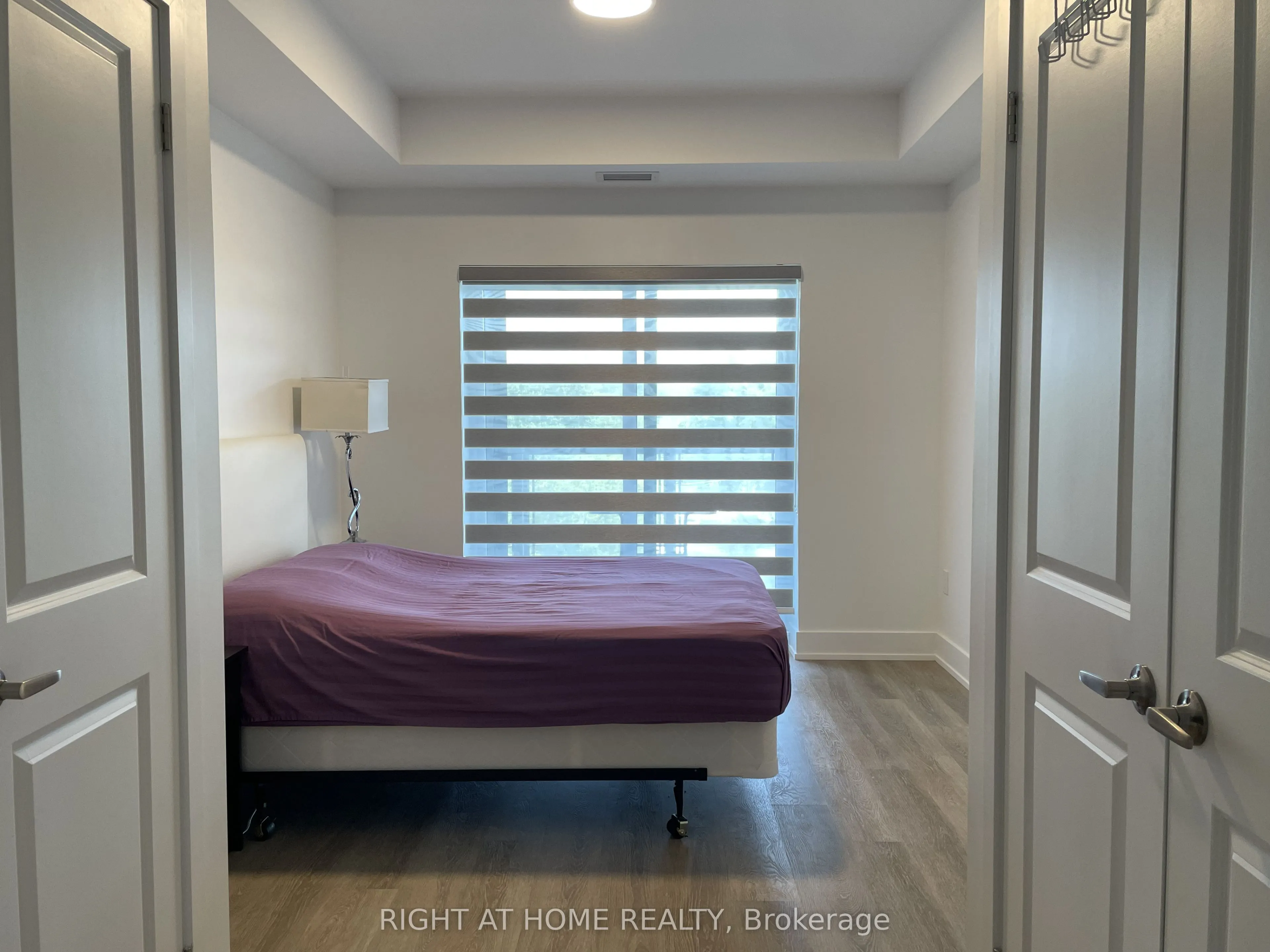 19B West Street N, #304