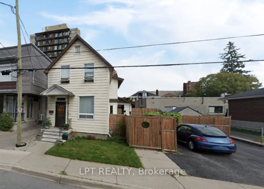 57 Hamilton Avenue N, #2