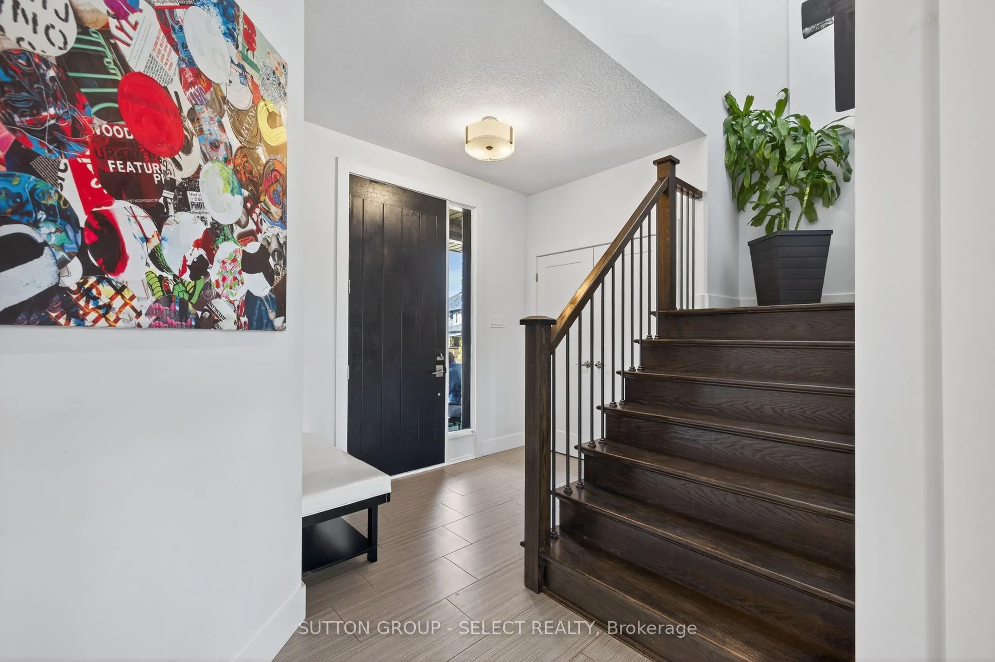 1879 Couldridge Way