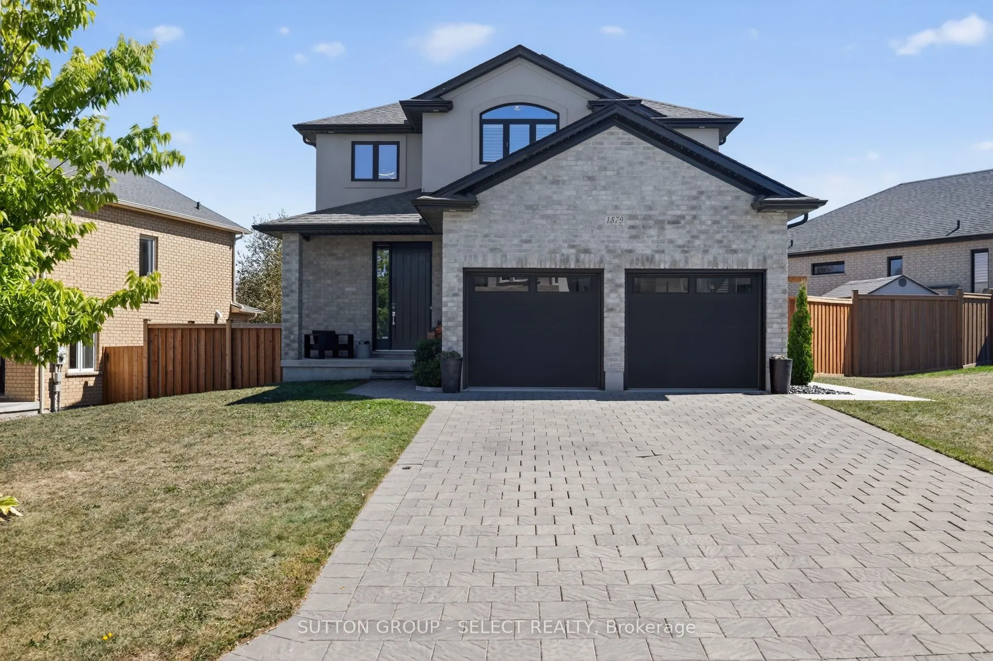1879 Couldridge Way