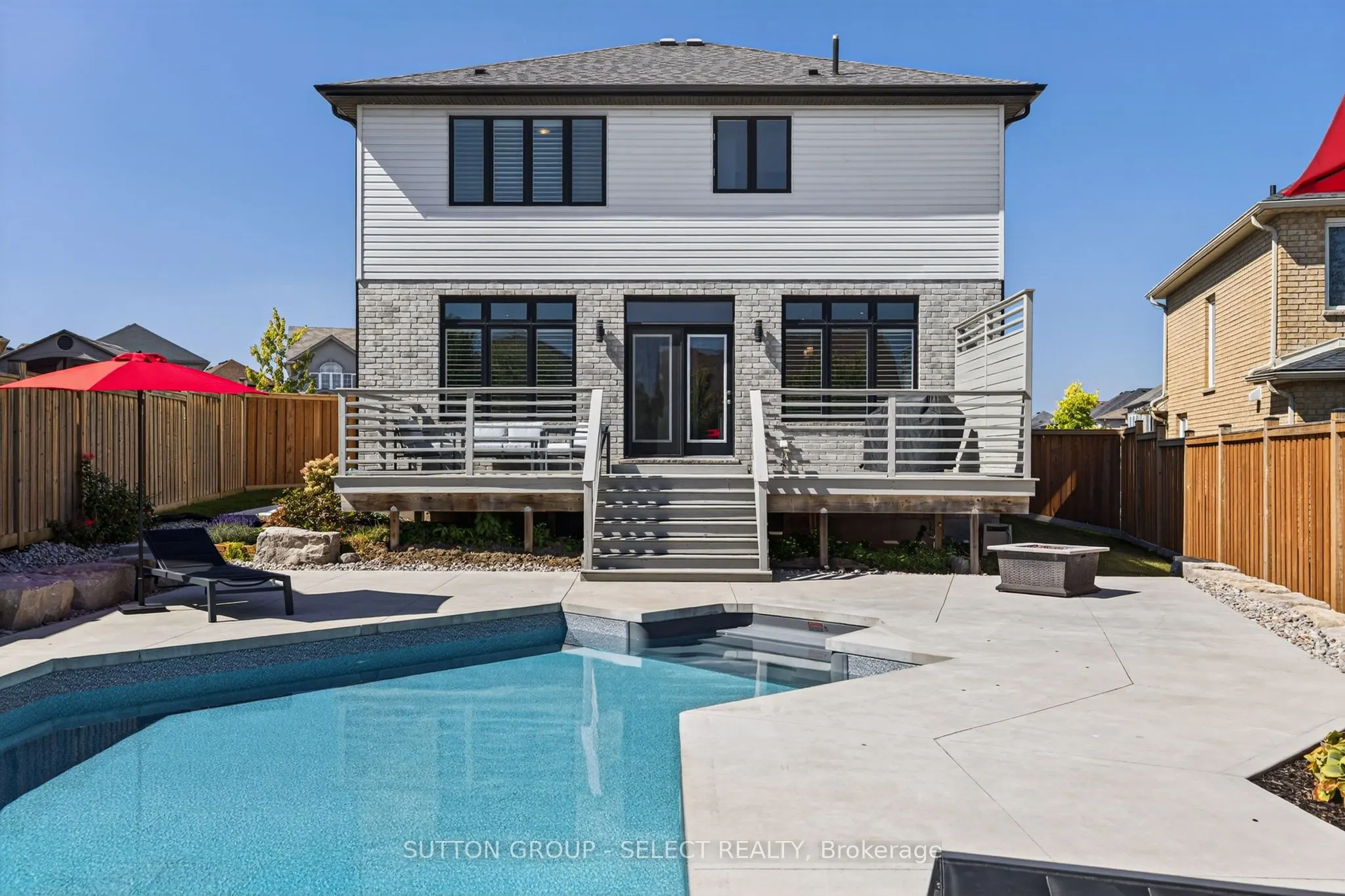 1879 Couldridge Way