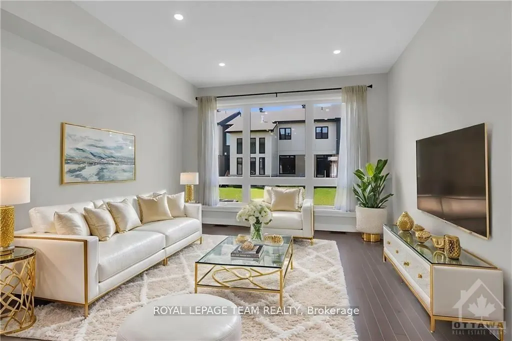 578 Cobra Crescent