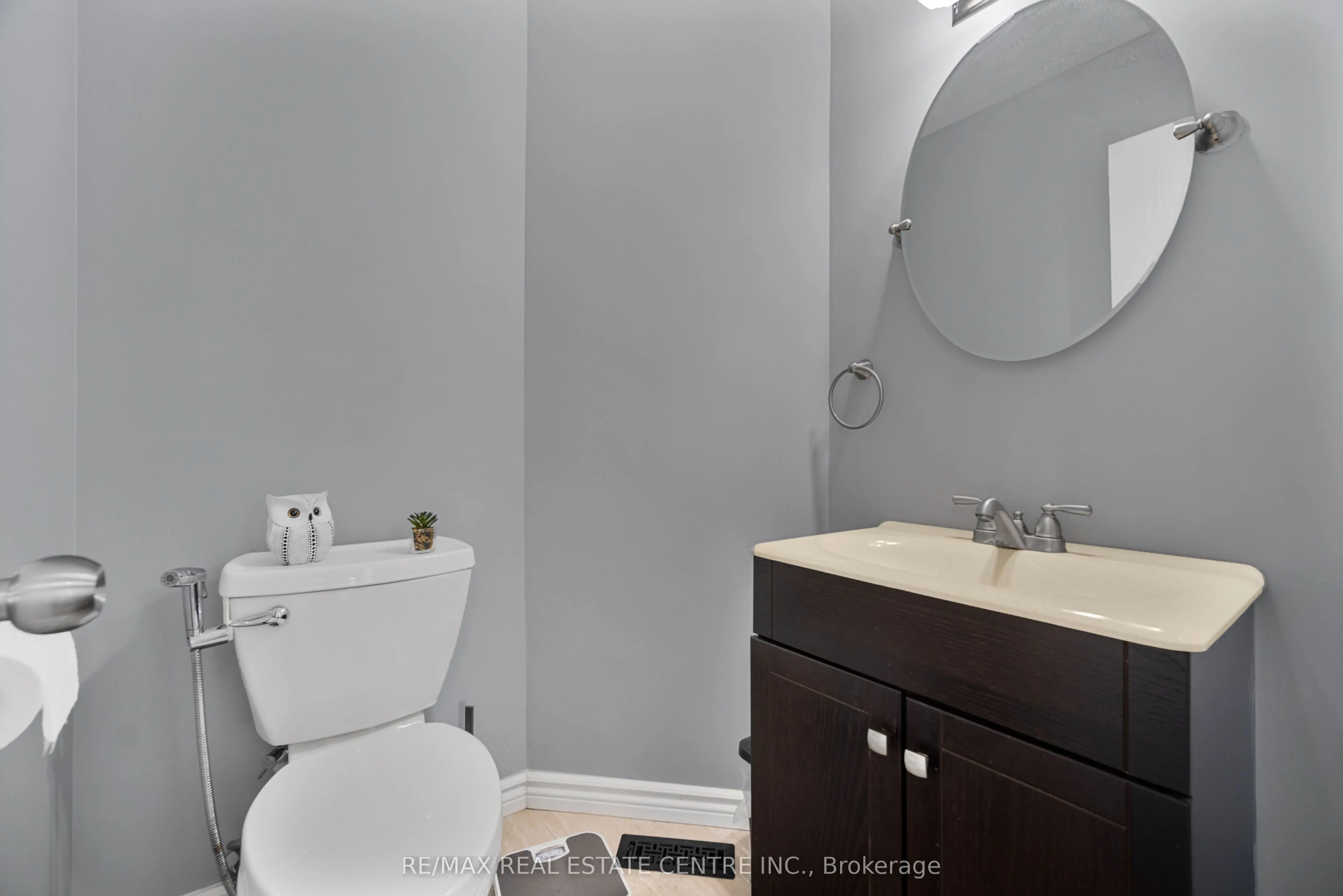 6 Eula White Place