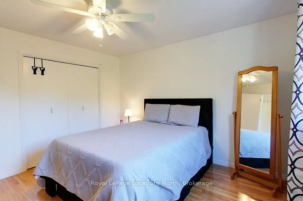 306 Lakeshore Road N