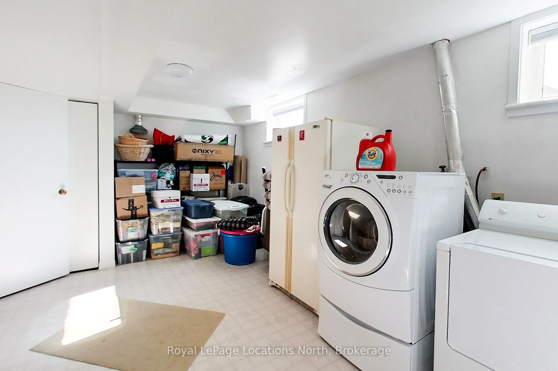 306 Lakeshore Road N