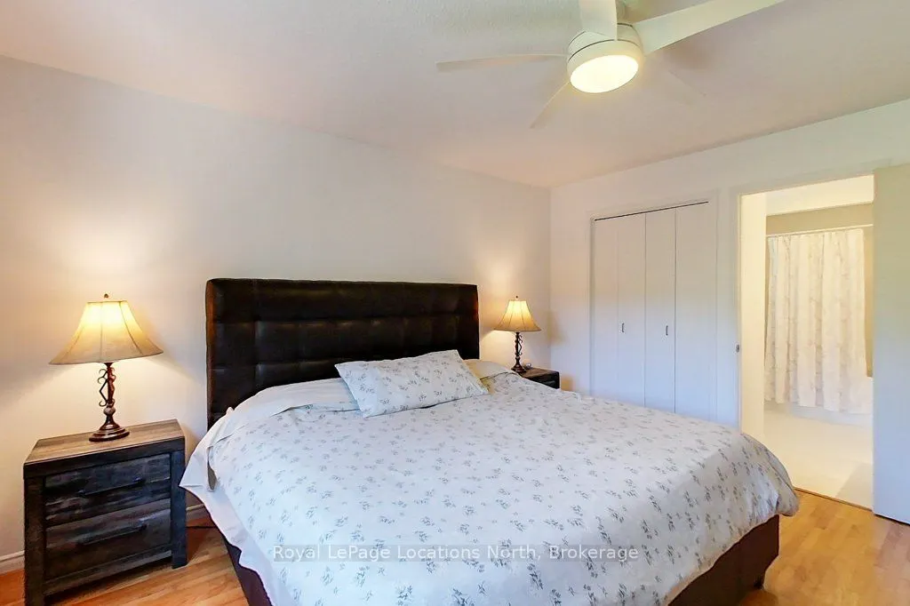 306 Lakeshore Road N