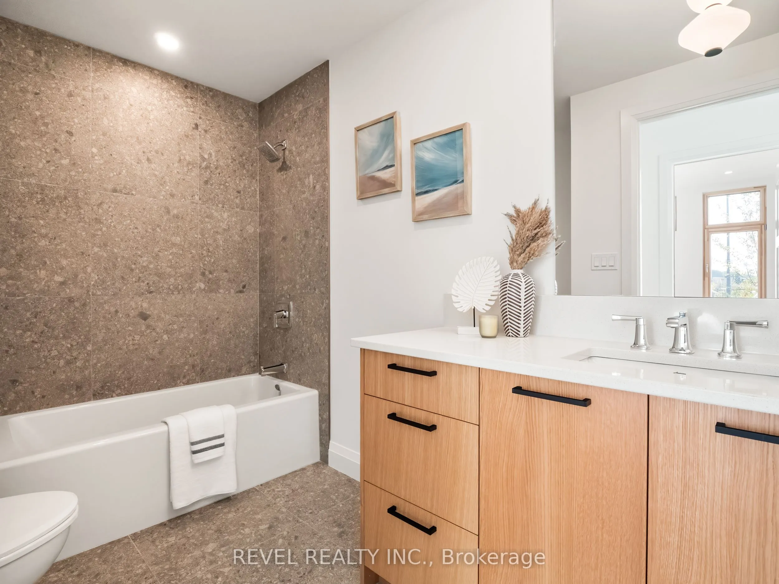 98 Elgin Street